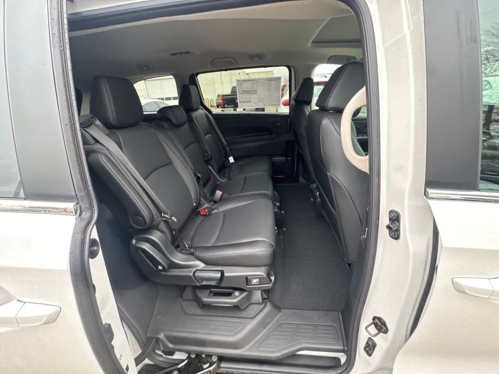 Thumbnail: 2026 Honda Odyssey - 9