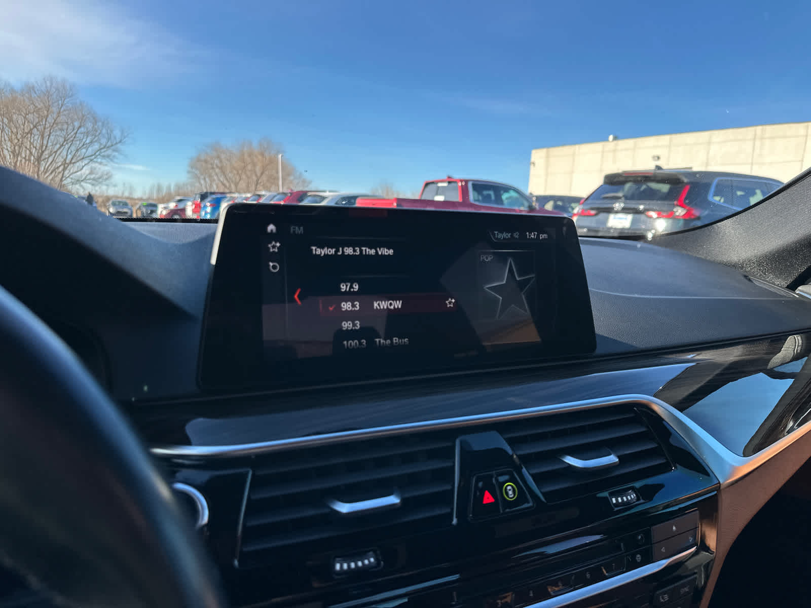 Thumbnail: 2018 BMW 5 Series - 28