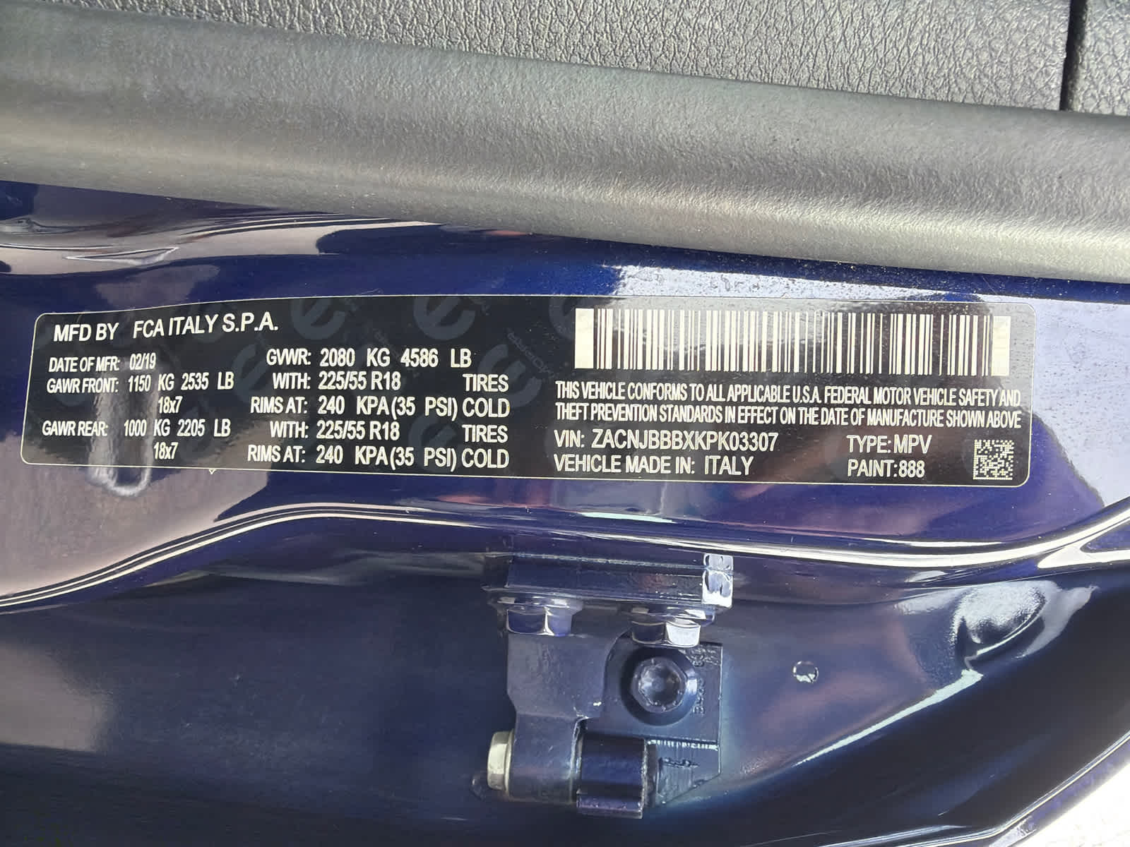 Thumbnail: 2019 Jeep Renegade - 17