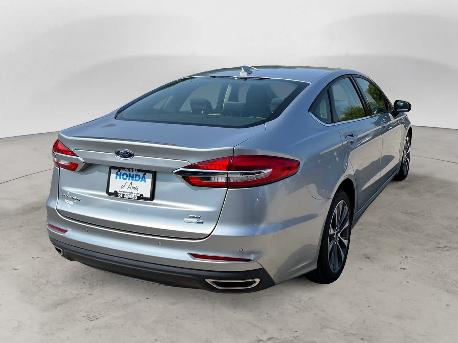 Thumbnail: 2020 Ford Fusion - 3