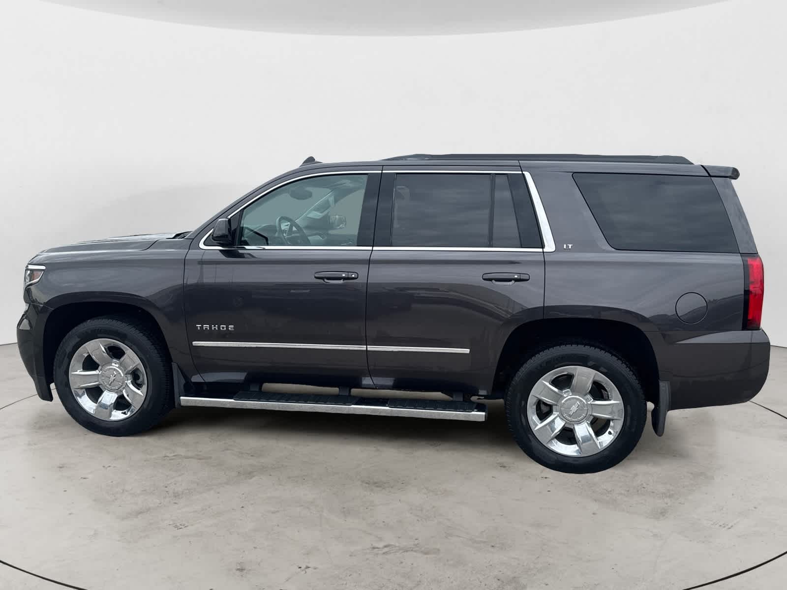 Thumbnail: 2017 Chevrolet Tahoe - 2