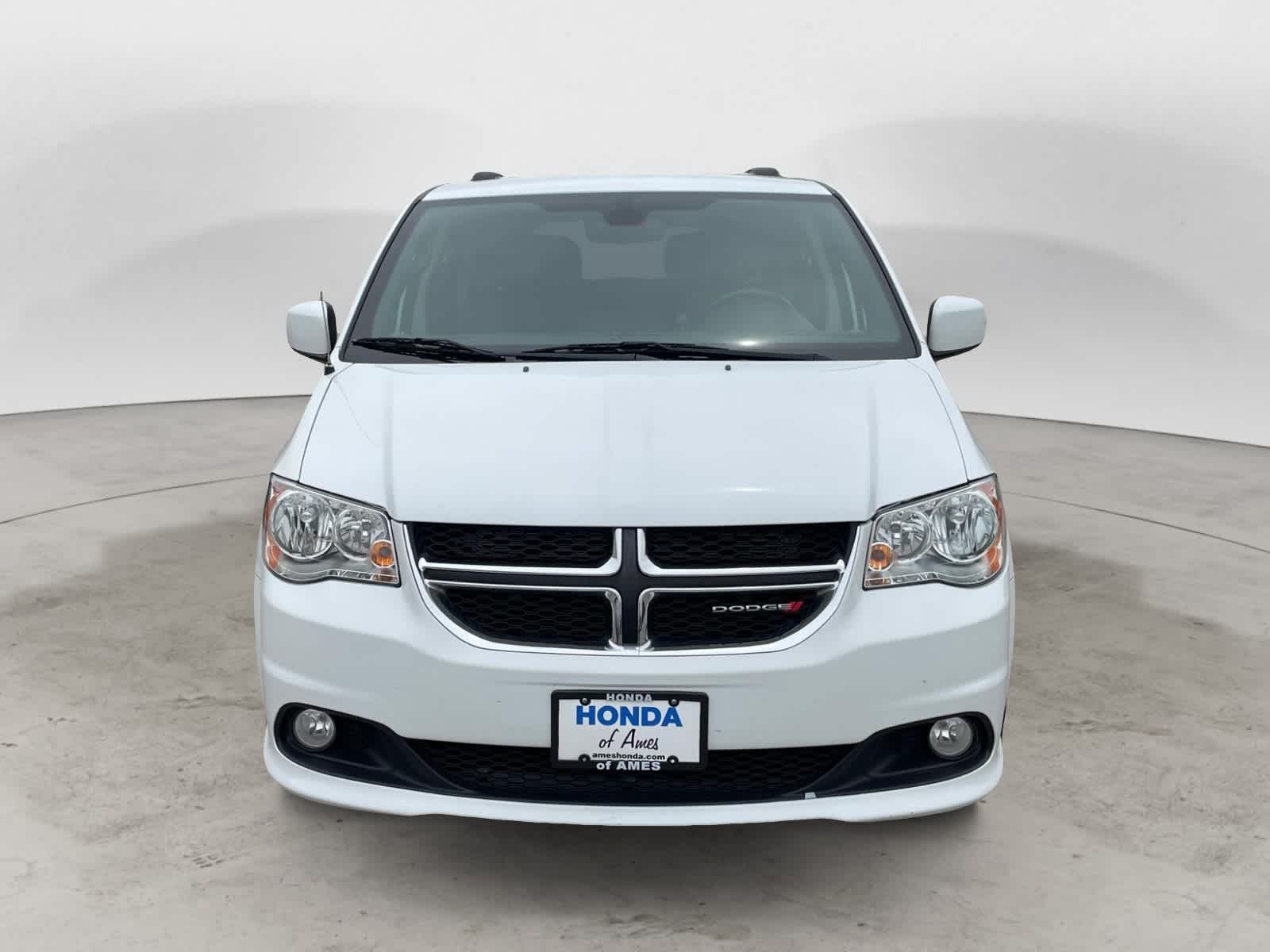 Used 2019 Dodge Grand Caravan SXT with VIN 2C4RDGCG3KR798399 for sale in Ames, IA