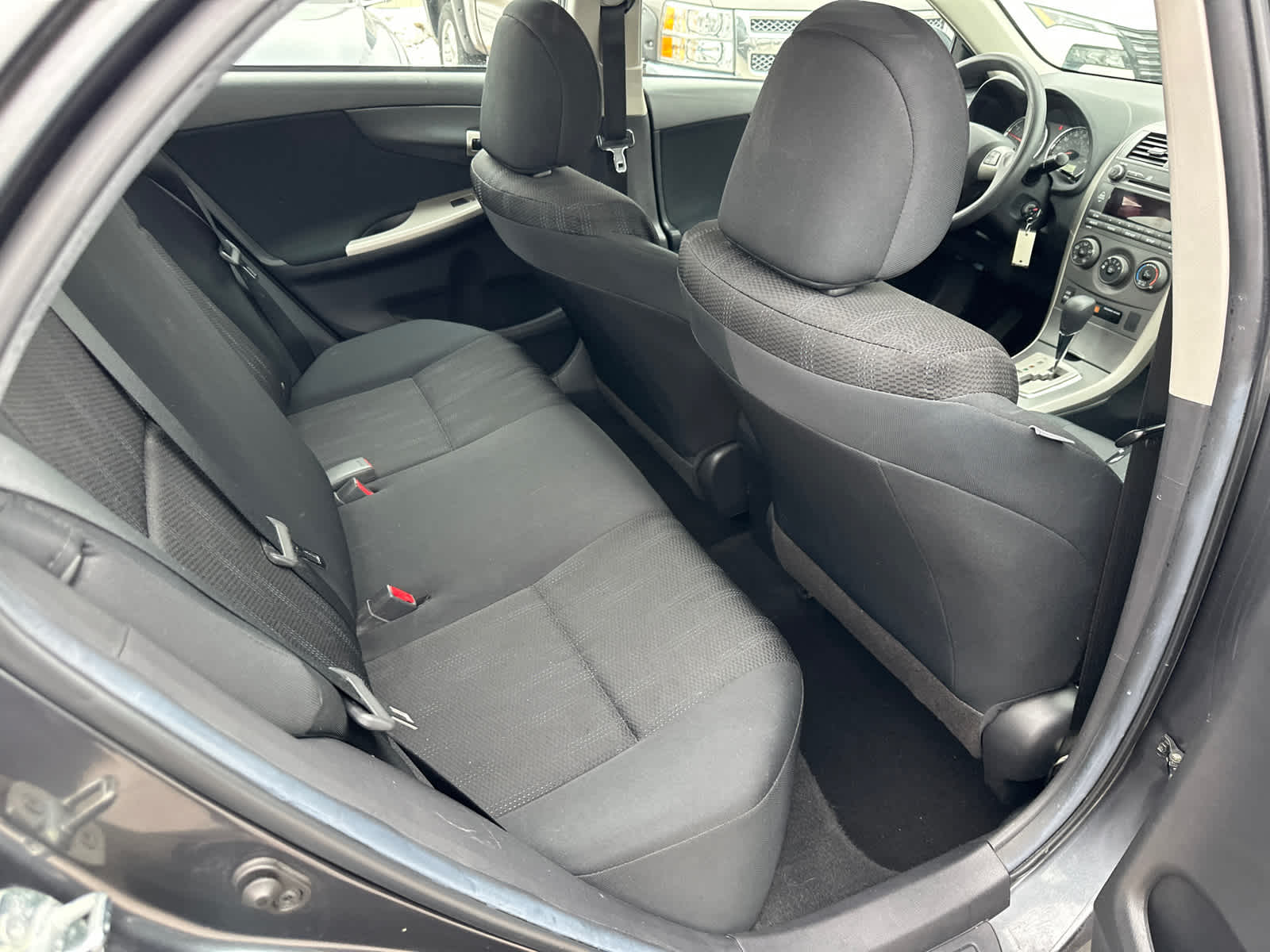 Thumbnail: 2011 Toyota Corolla - 8