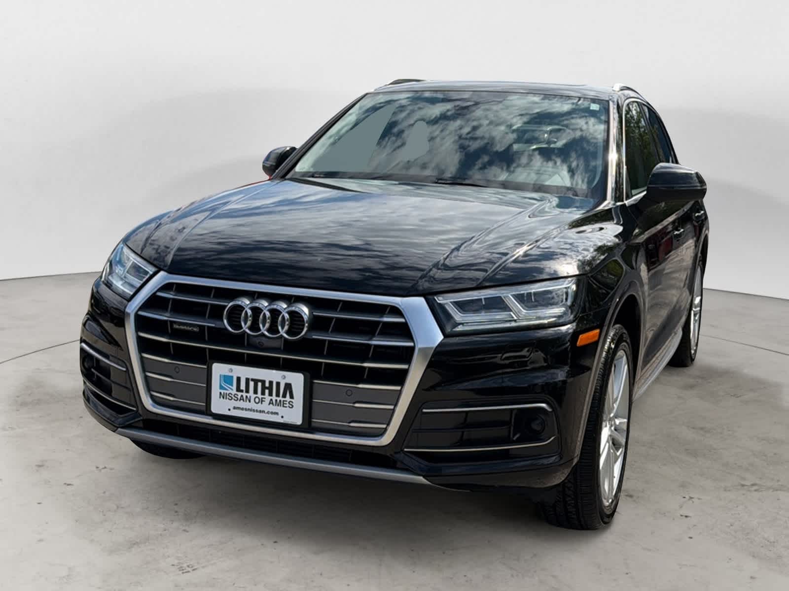 2018 Audi Q5 2.0T quattro S tronic Prestige's photo