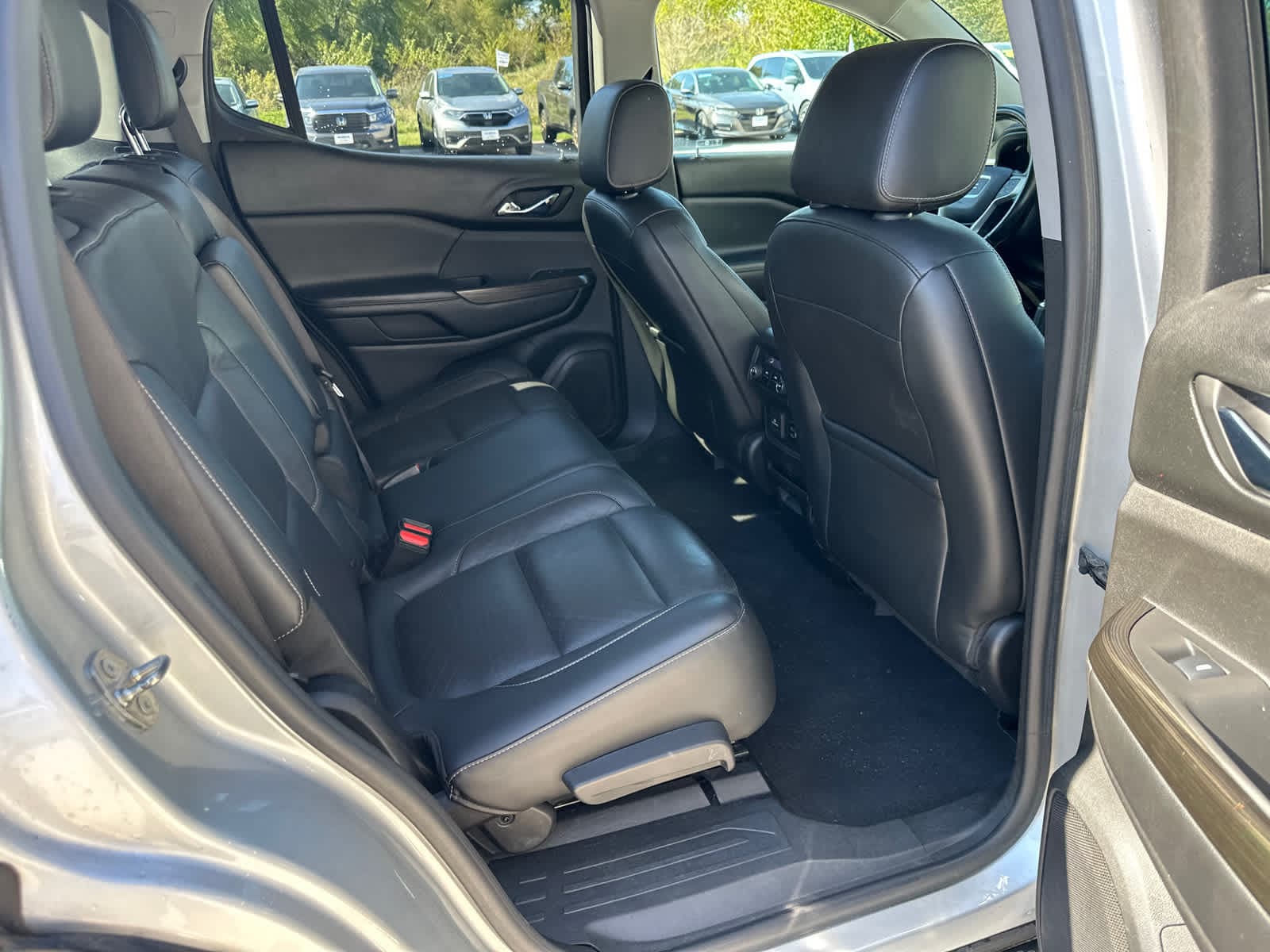 Thumbnail: 2017 GMC Acadia - 11