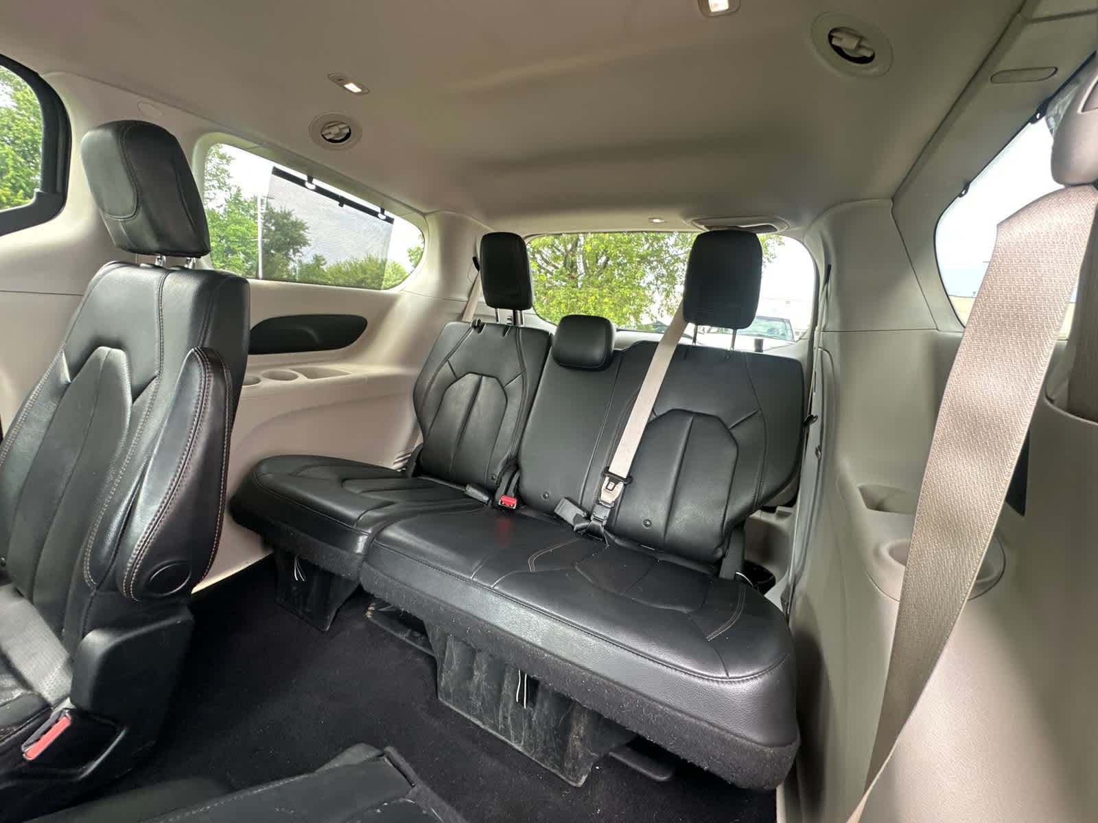 Thumbnail: 2020 Chrysler Pacifica - 24