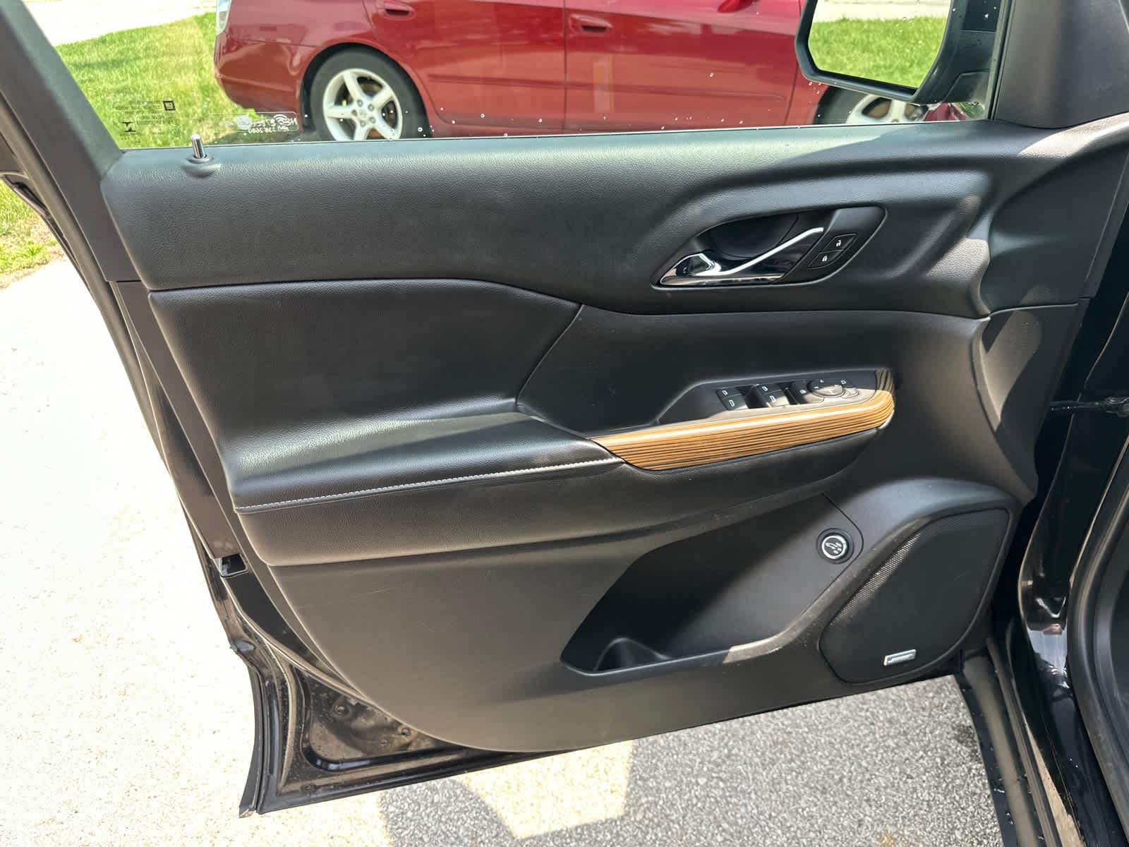 2018 GMC Acadia SLE 16