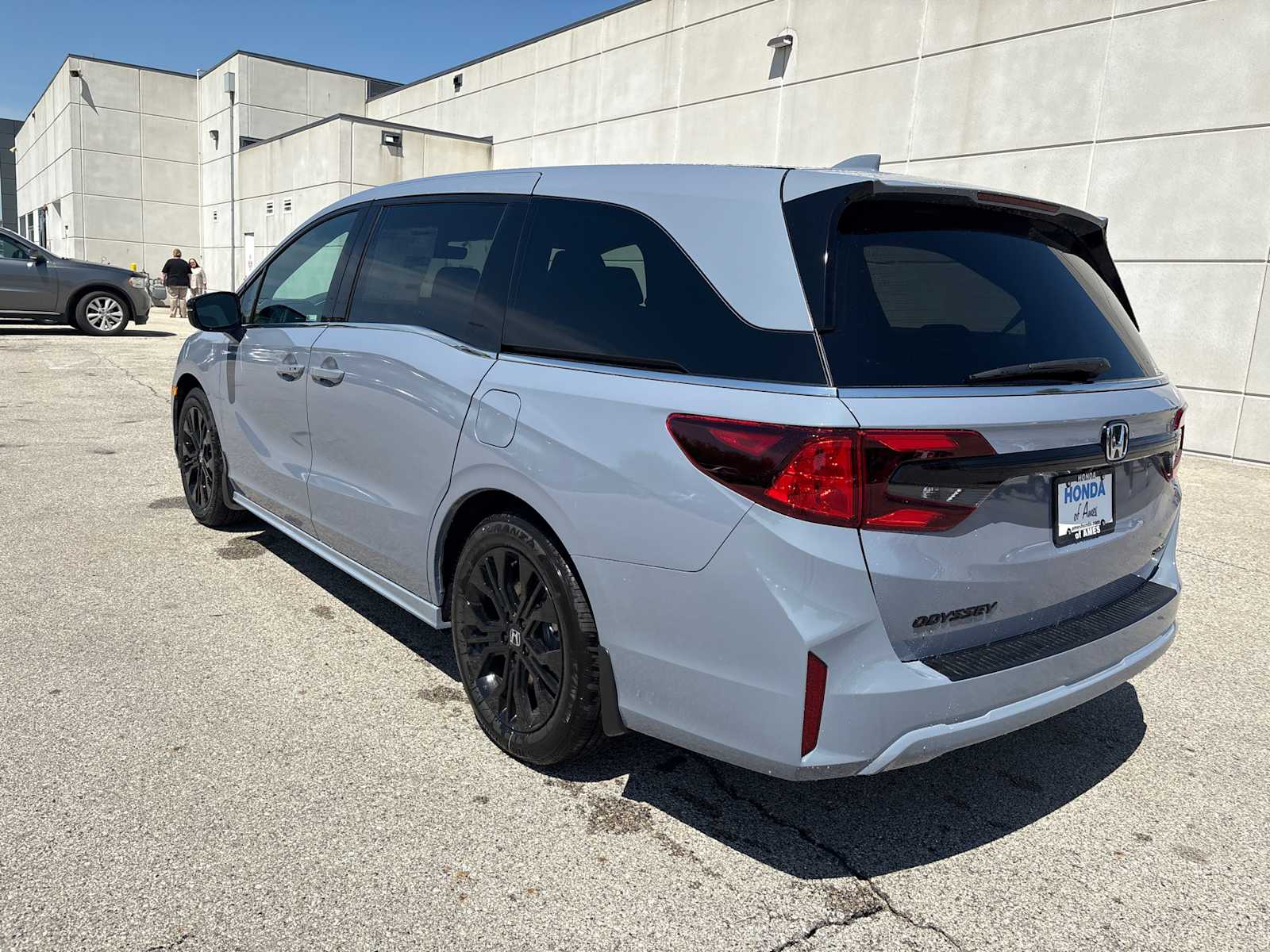 Thumbnail: 2026 Honda Odyssey - 13