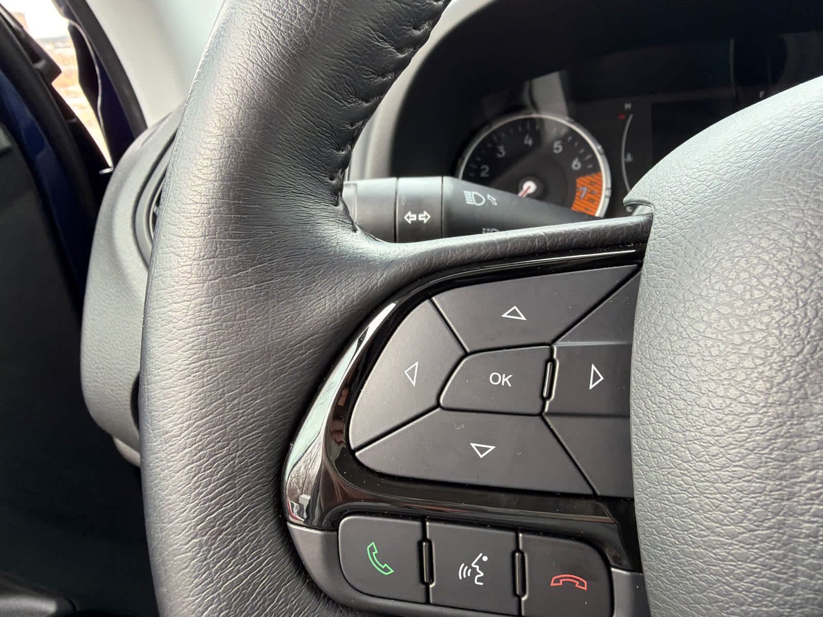 Thumbnail: 2019 Jeep Renegade - 19