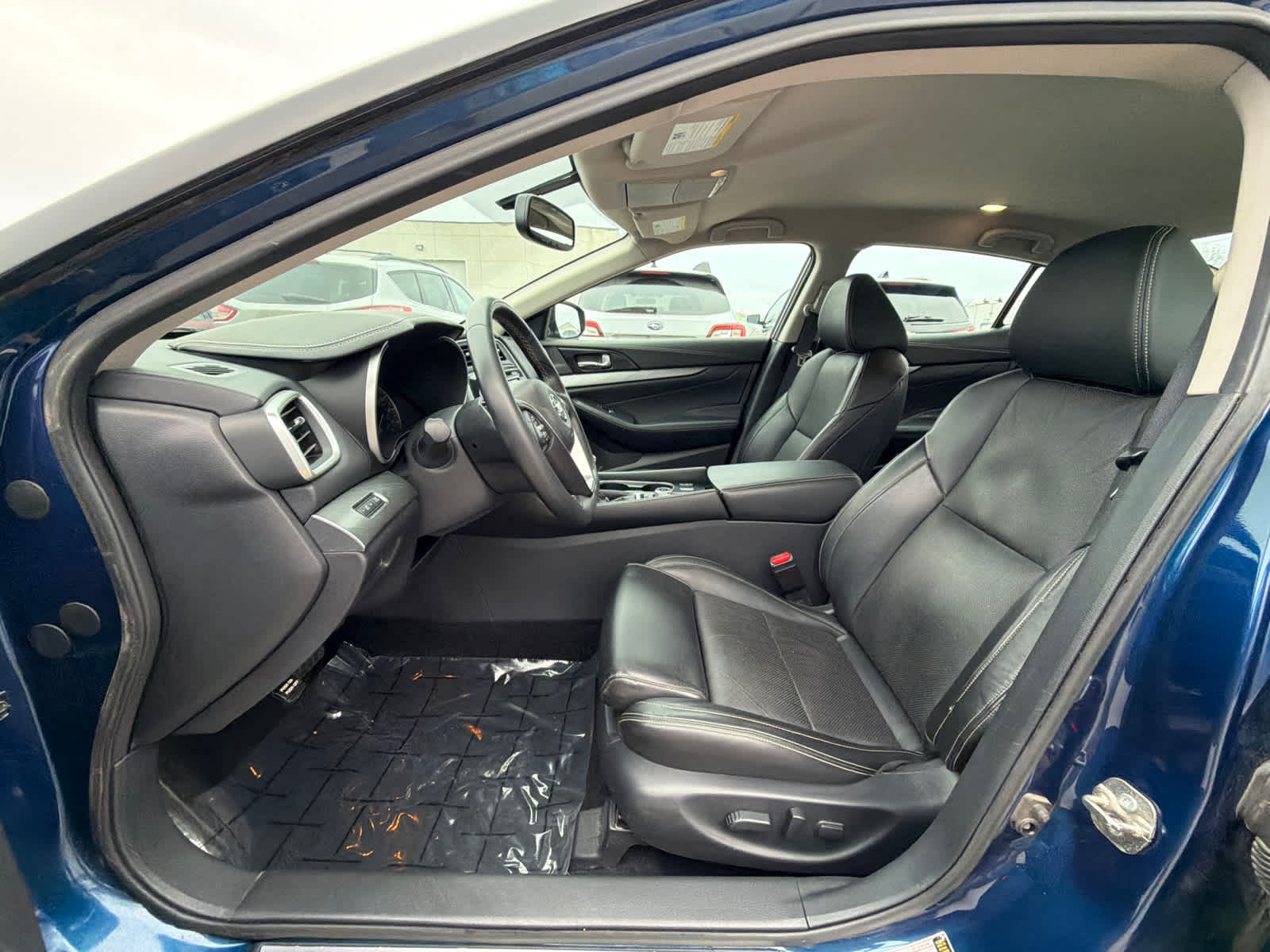 Thumbnail: 2018 Nissan Maxima - 16