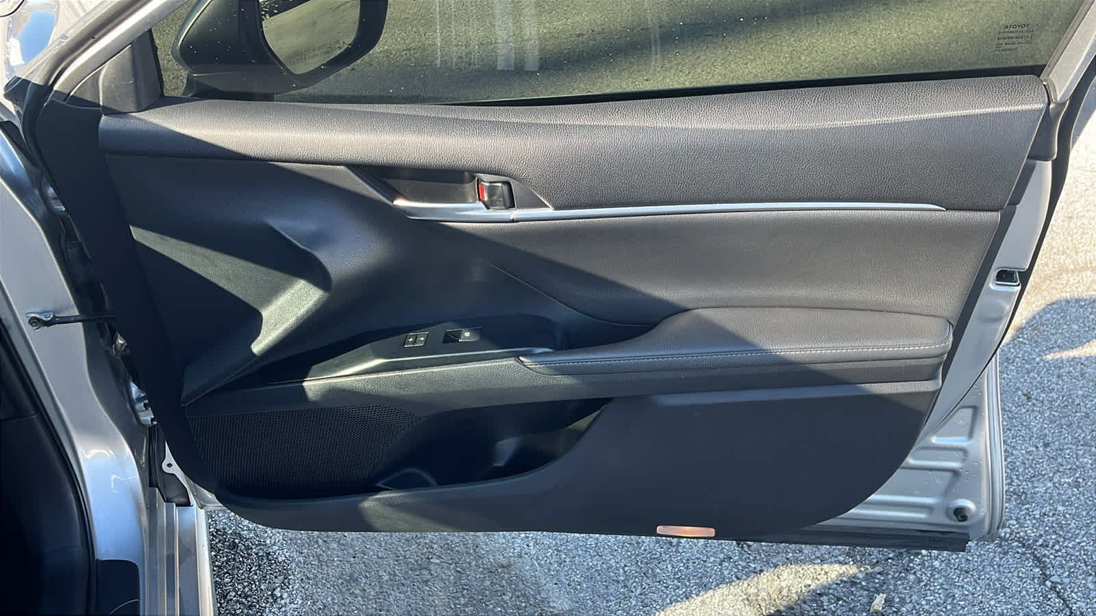 Thumbnail: 2019 Toyota Camry - 7