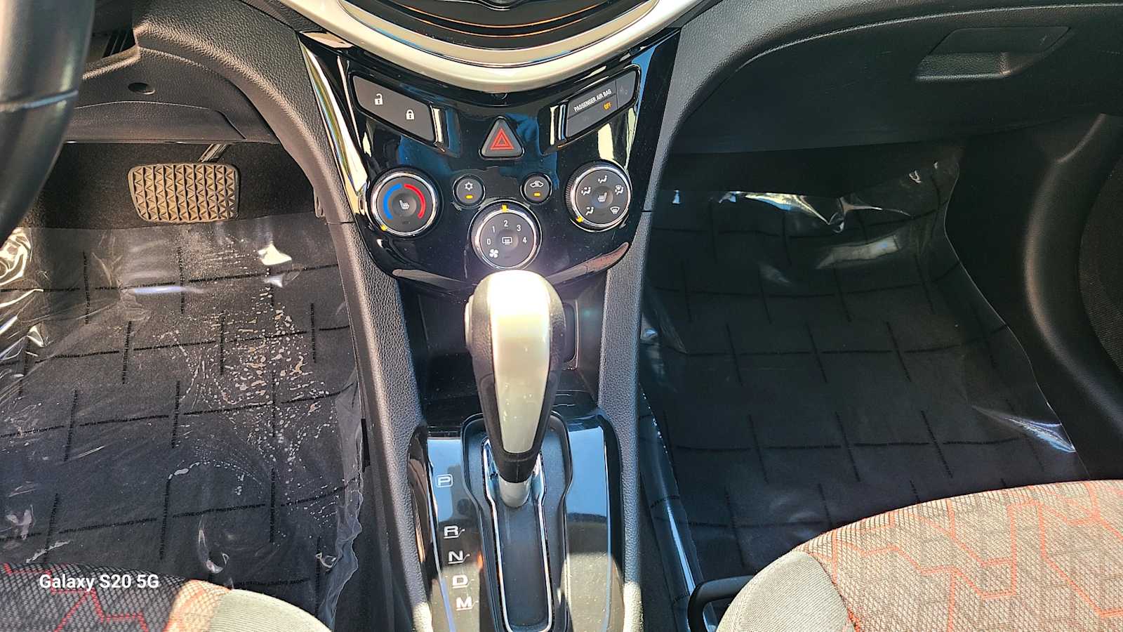 Thumbnail: 2018 Chevrolet Sonic - 12