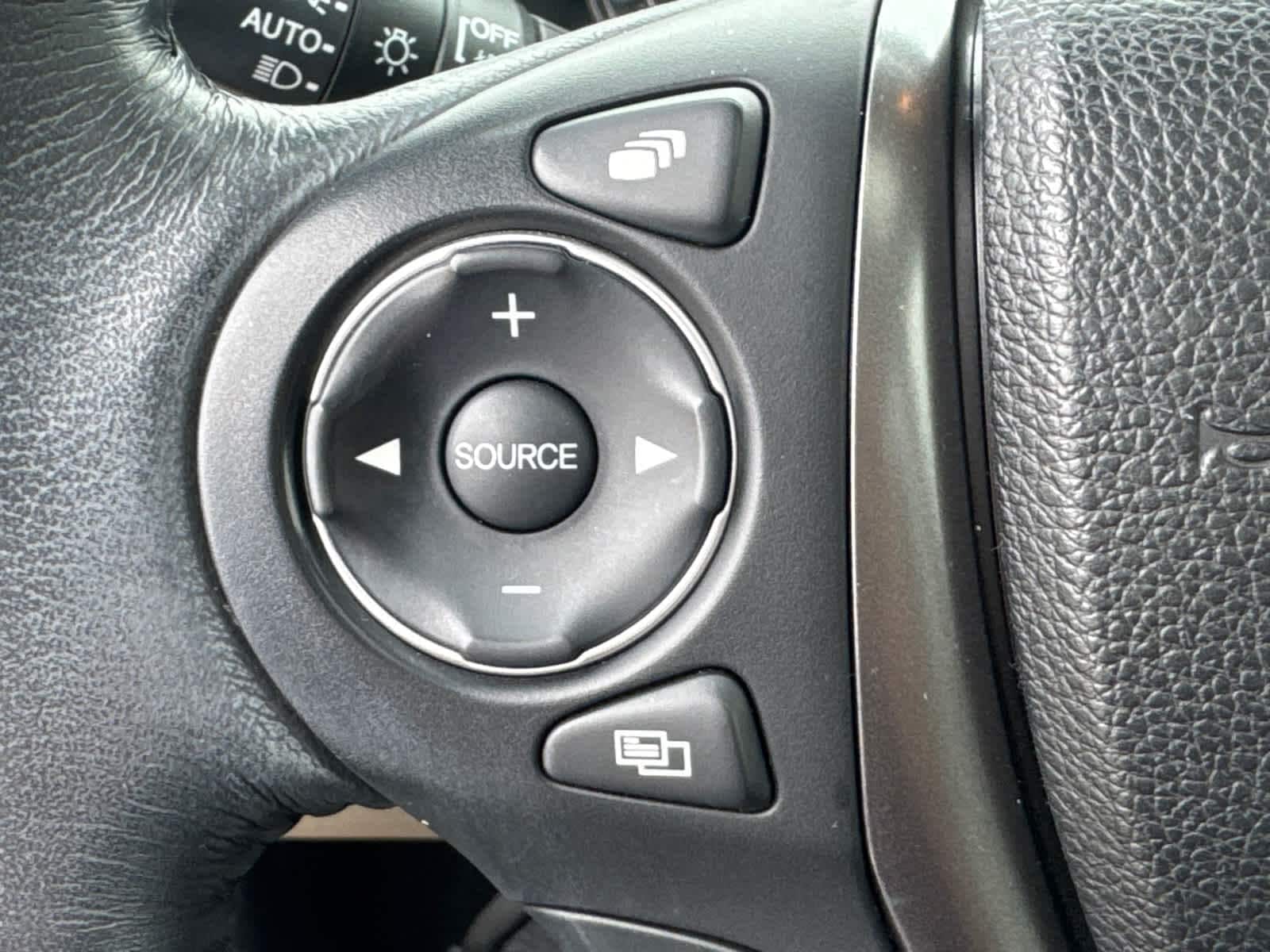 Thumbnail: 2016 Honda Pilot - 24