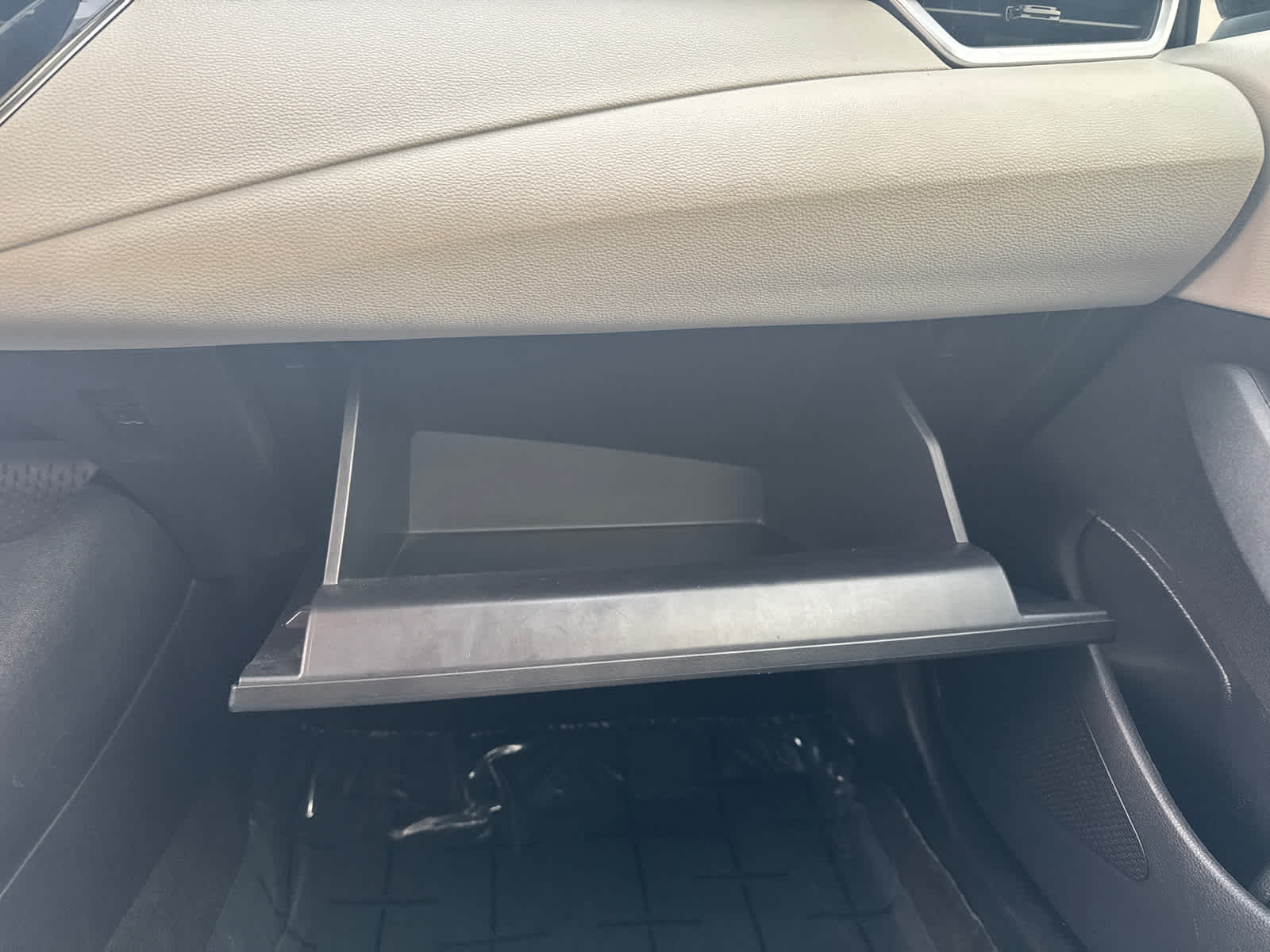 Thumbnail: 2022 Toyota Corolla - 27