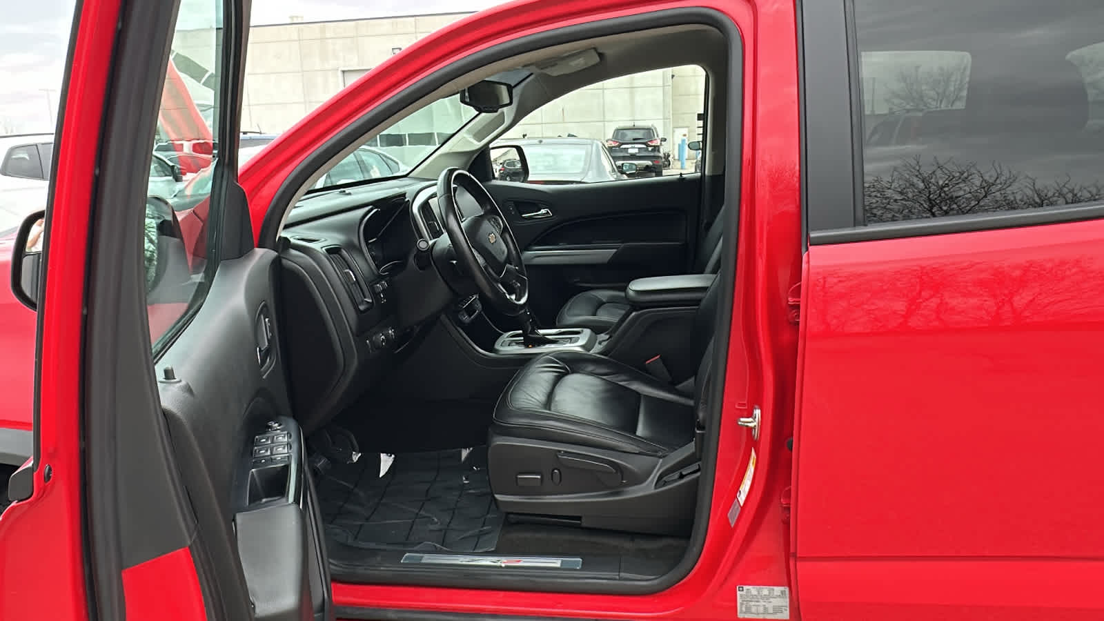 2017 Chevrolet Colorado ZR2 - Photo 14