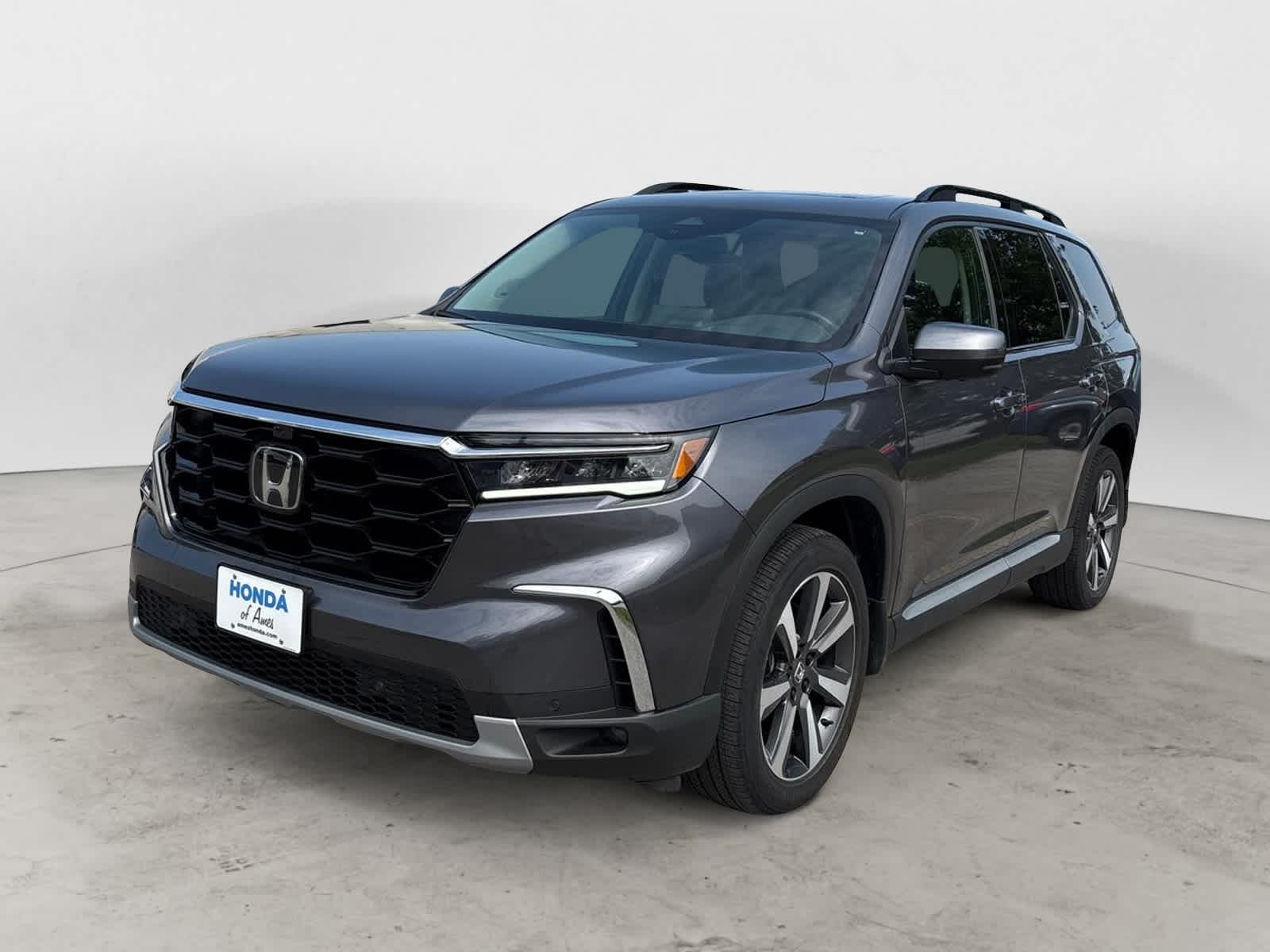 2023 Honda Pilot Elite -
                  Ames, IA