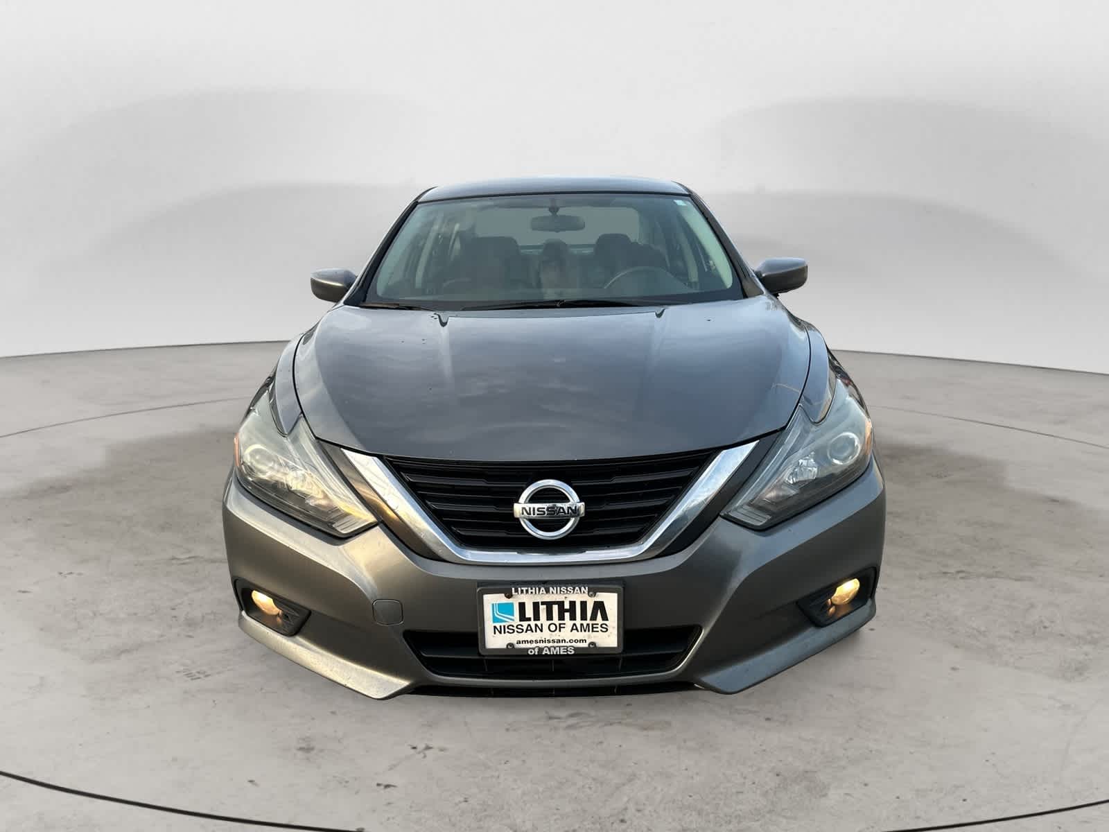 Thumbnail: 2017 Nissan Altima - 5