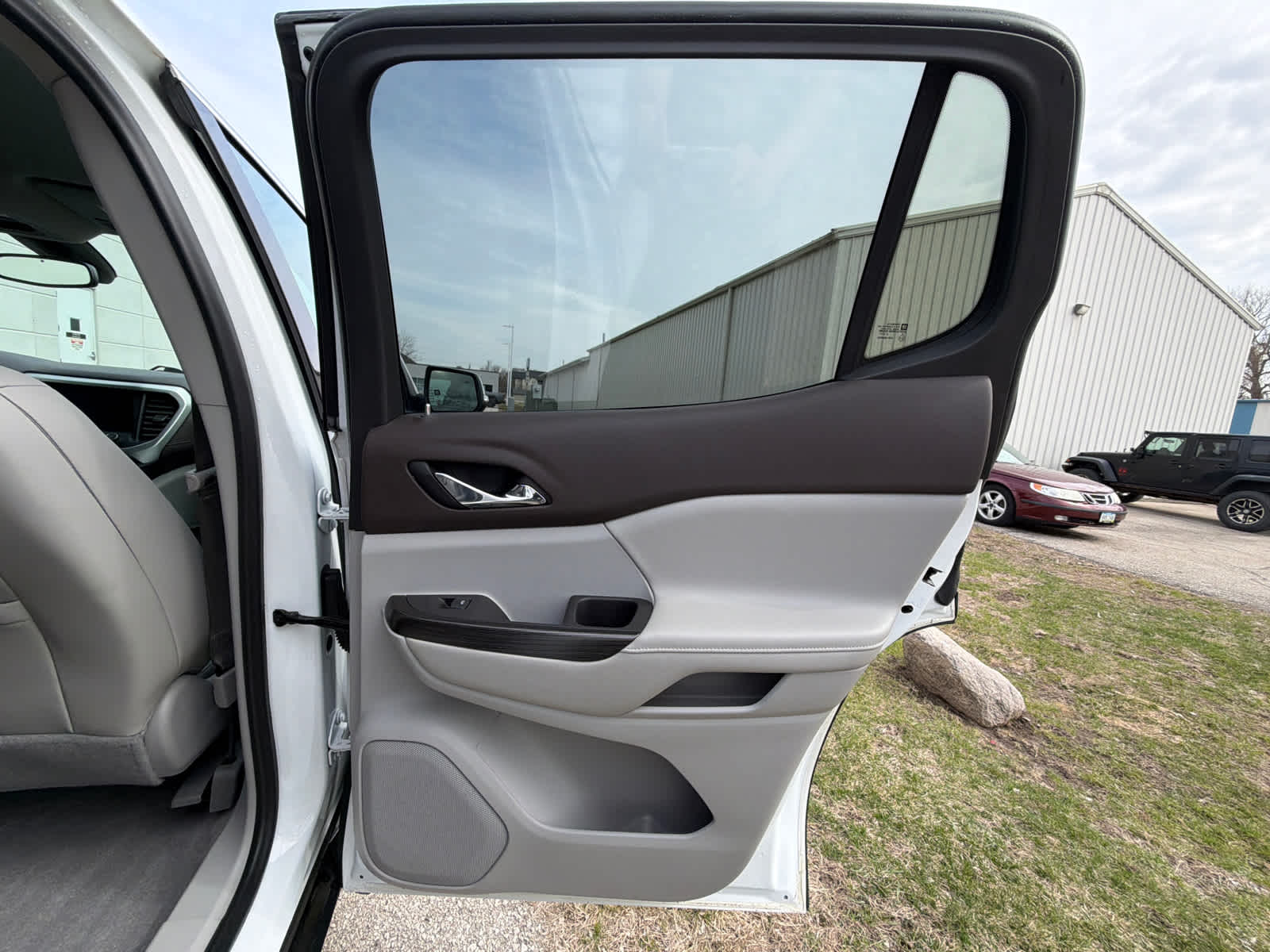 Thumbnail: 2020 GMC Acadia - 9