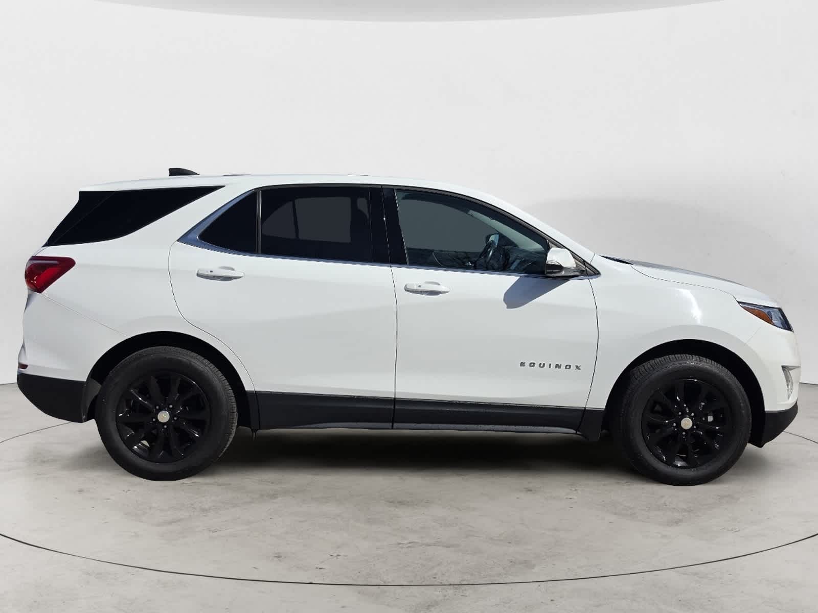 Thumbnail: 2018 Chevrolet Equinox - 4