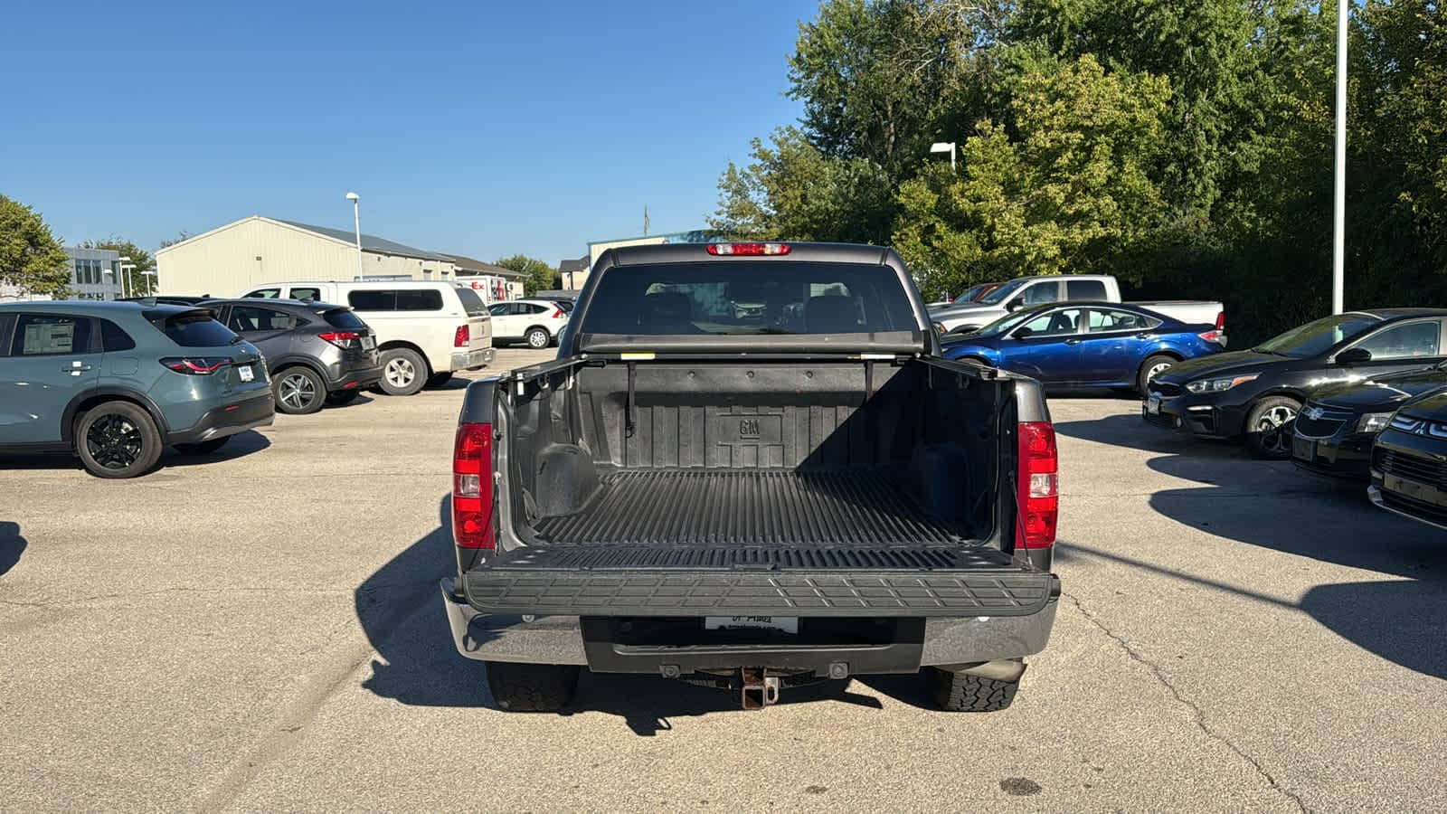Thumbnail: 2011 Chevrolet Silverado 1500 - 11