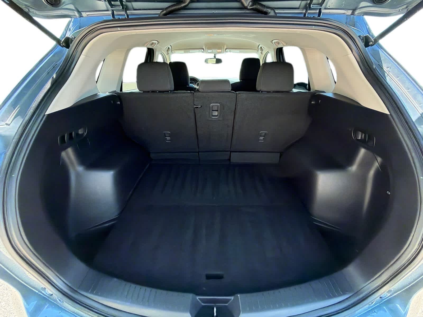 Thumbnail: 2016 Mazda CX-5 - 12