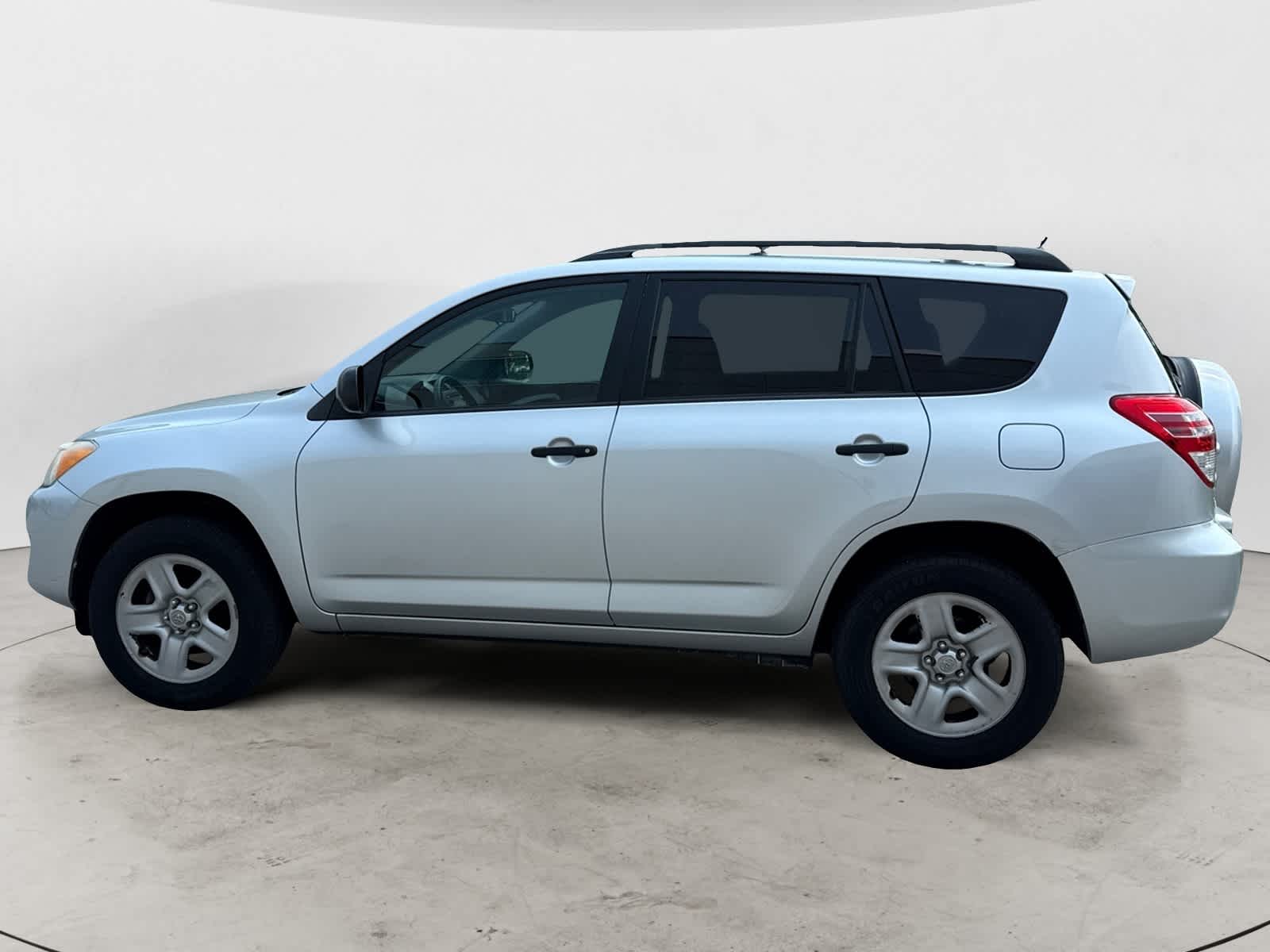 Thumbnail: 2012 Toyota RAV4 - 3