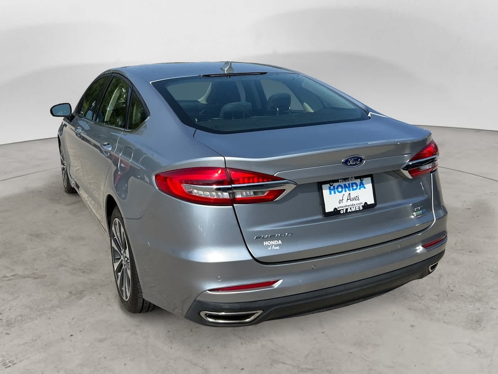 Used 2020 Ford Fusion SE Sedan