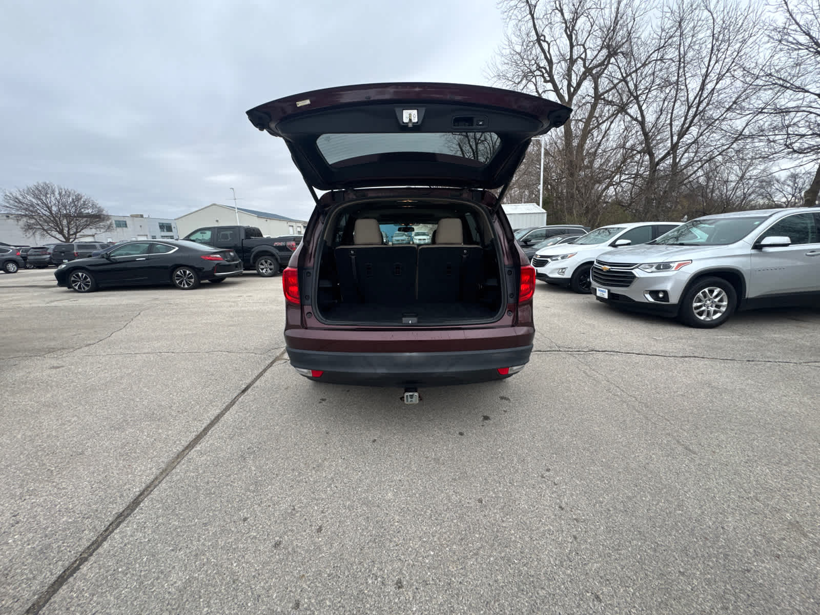 Thumbnail: 2016 Honda Pilot - 11