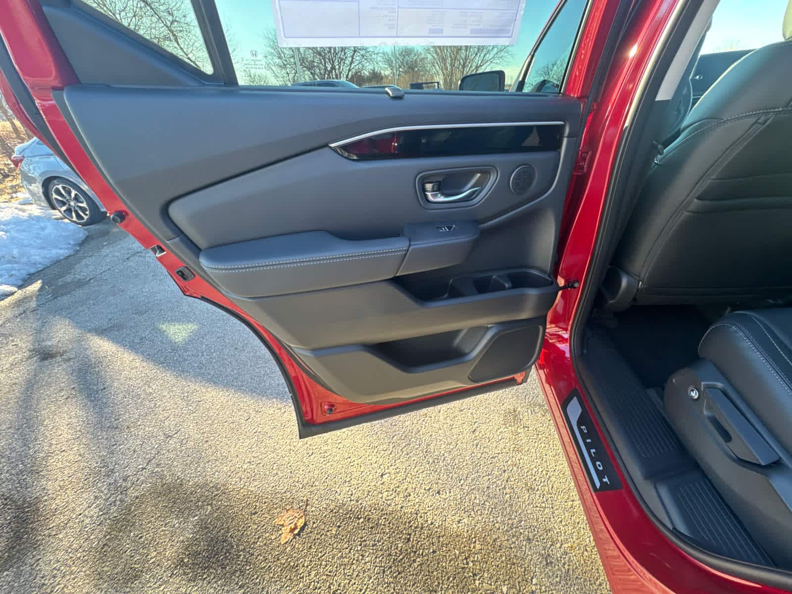 Thumbnail: 2025 Honda Pilot - 14