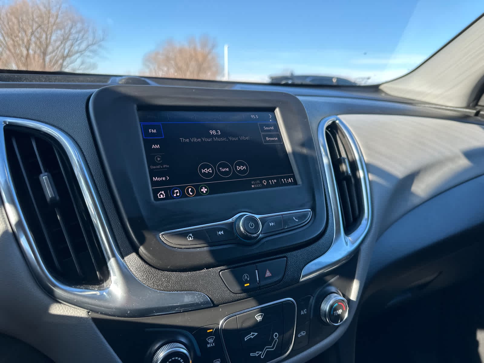 Thumbnail: 2023 Chevrolet Equinox - 19