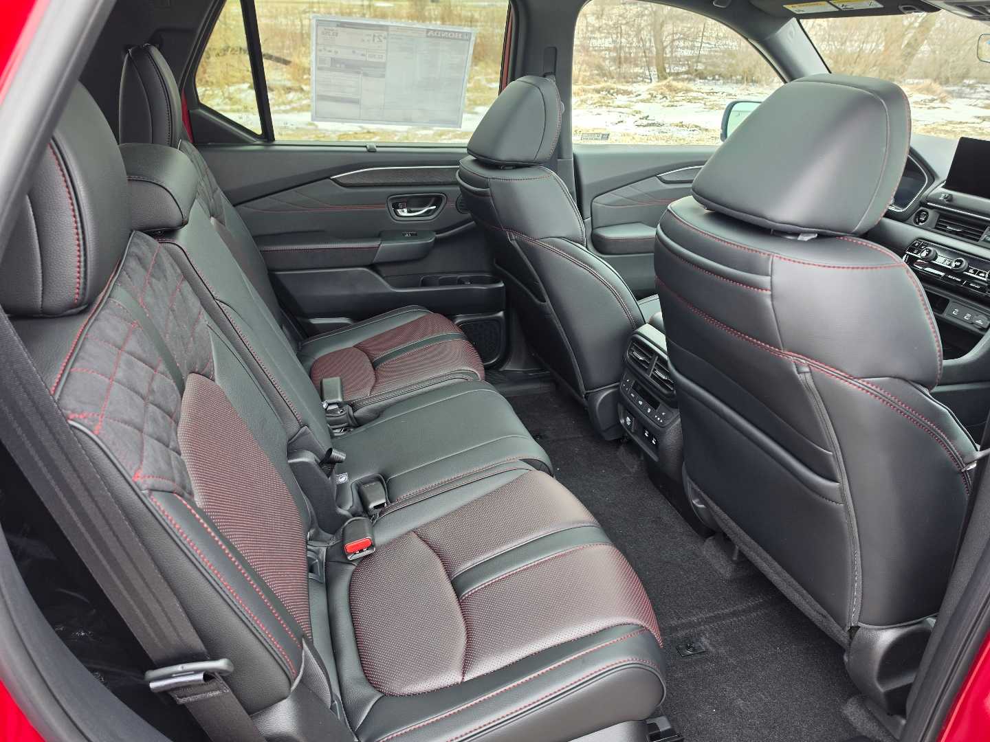 Thumbnail: 2026 Honda Pilot - 13