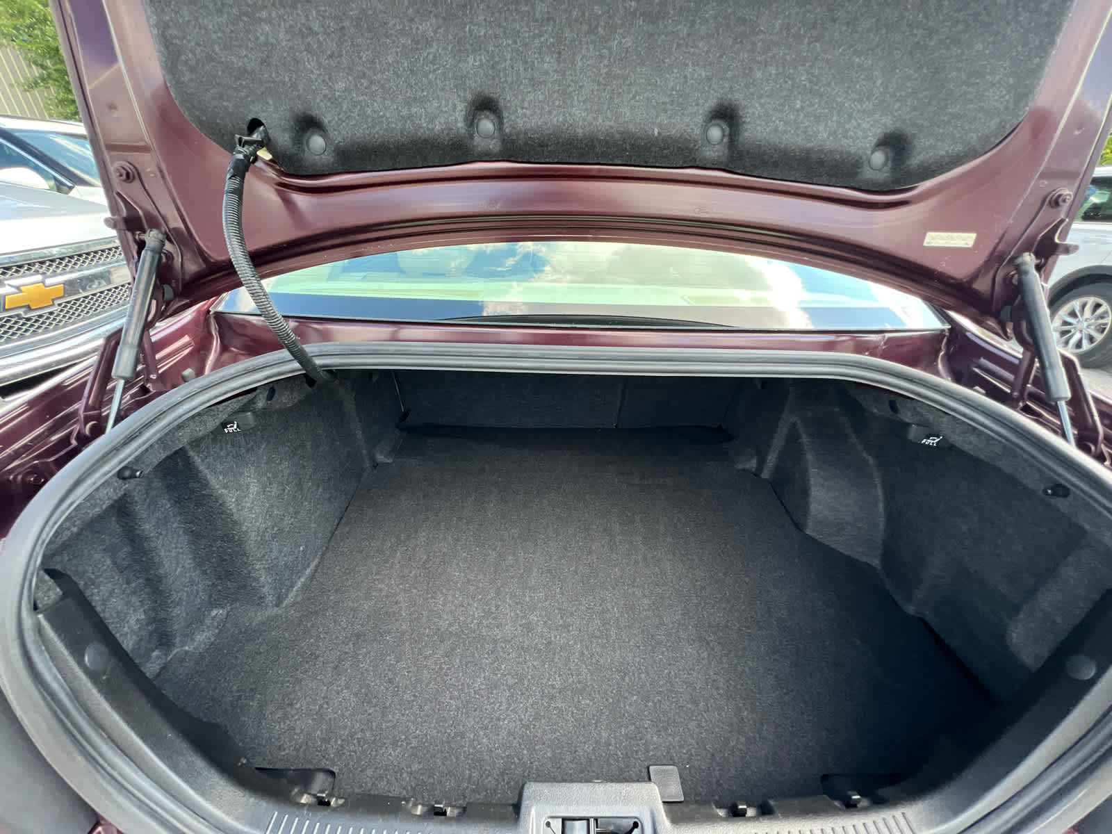 Thumbnail: 2011 Ford Fusion - 10