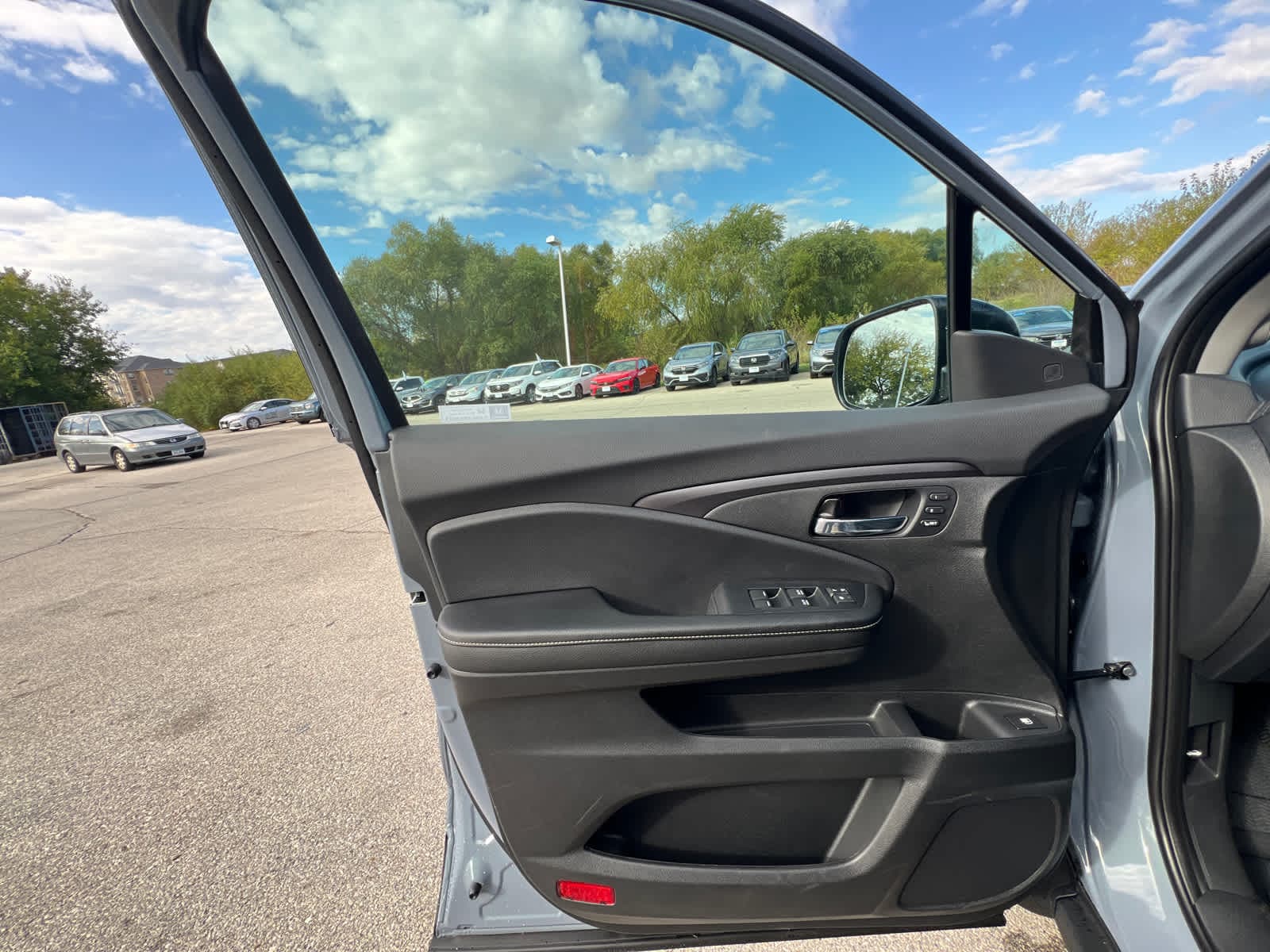 Thumbnail: 2026 Honda Ridgeline - 16