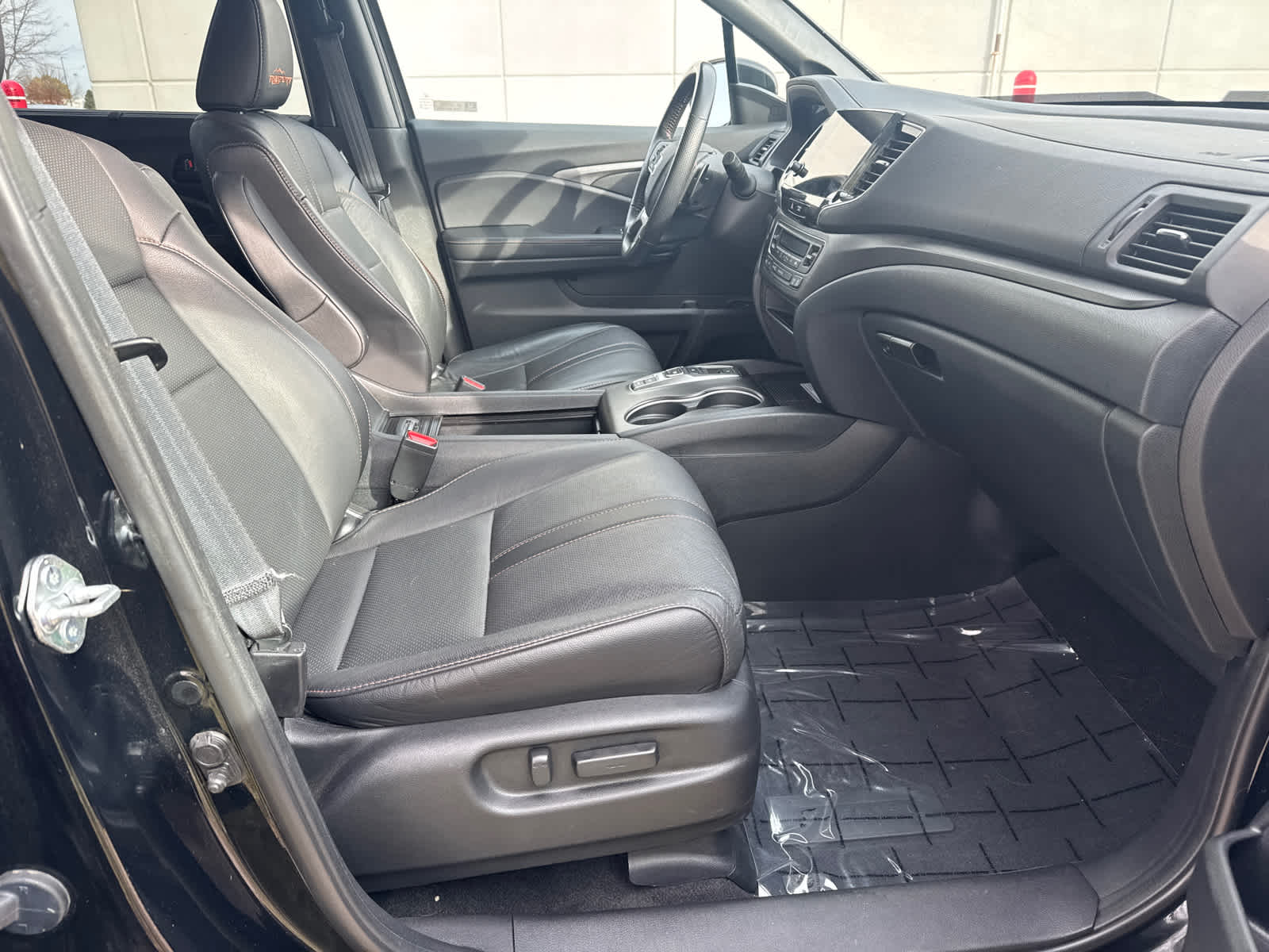 Thumbnail: 2023 Honda Passport - 8