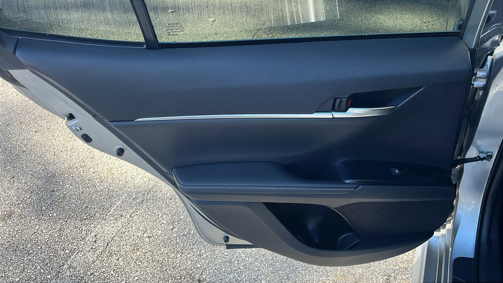 Thumbnail: 2019 Toyota Camry - 11