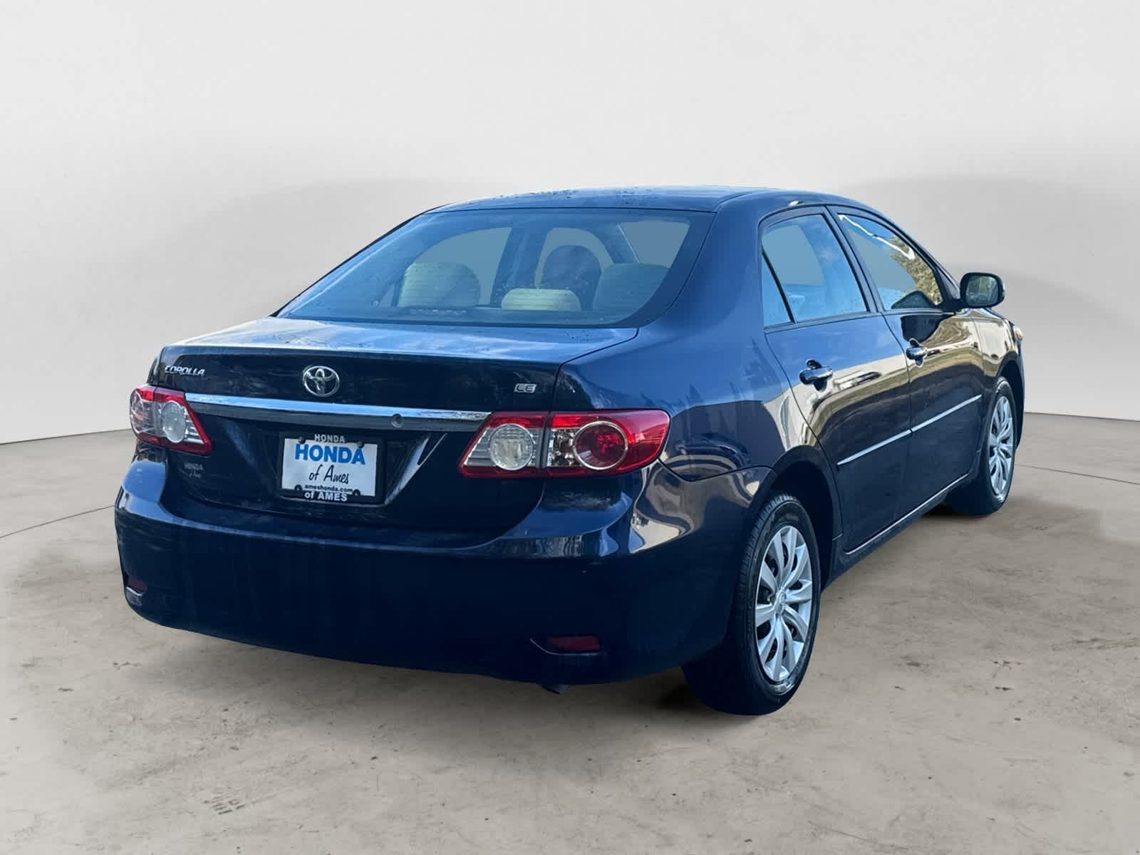 Thumbnail: 2012 Toyota Corolla - 4