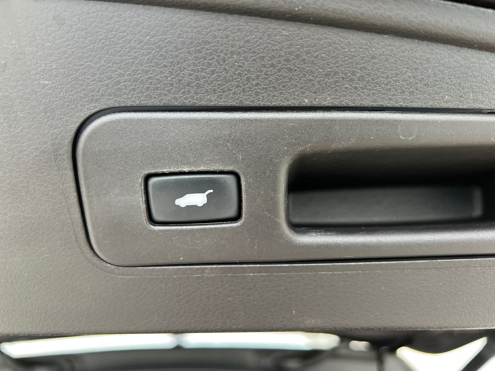 Thumbnail: 2020 Acura MDX - 14