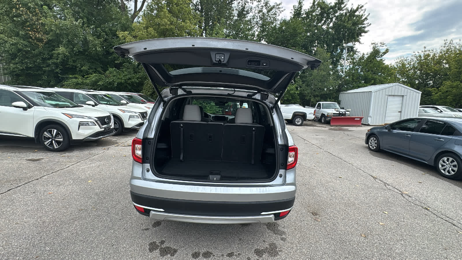 Thumbnail: 2019 Honda Pilot - 11