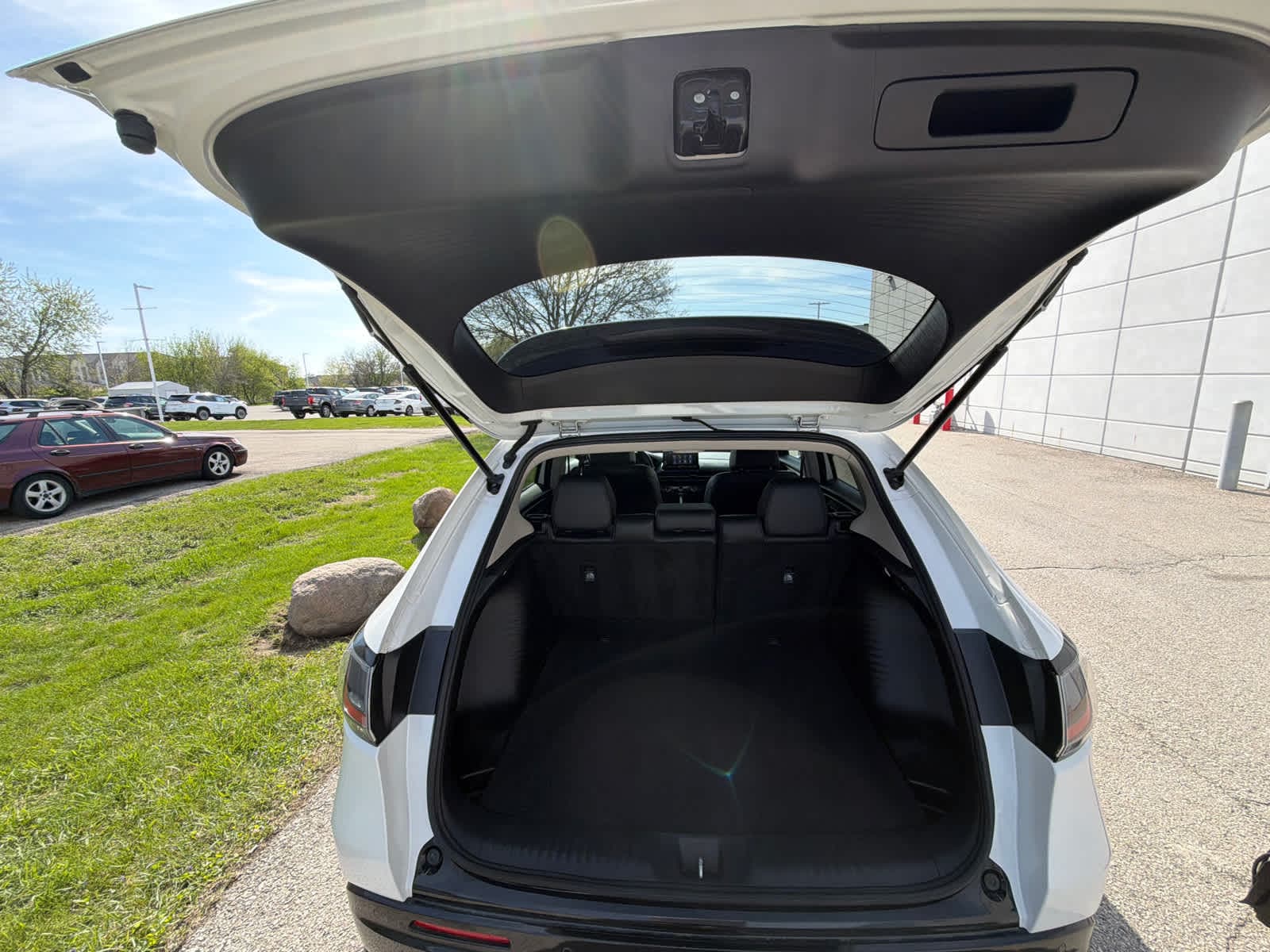 Thumbnail: 2025 Honda HR-V - 11