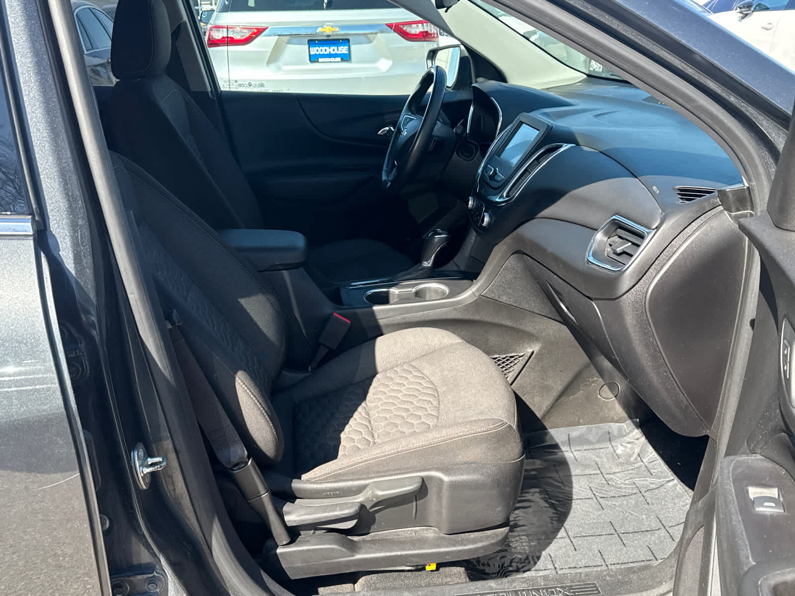Thumbnail: 2018 Chevrolet Equinox - 9