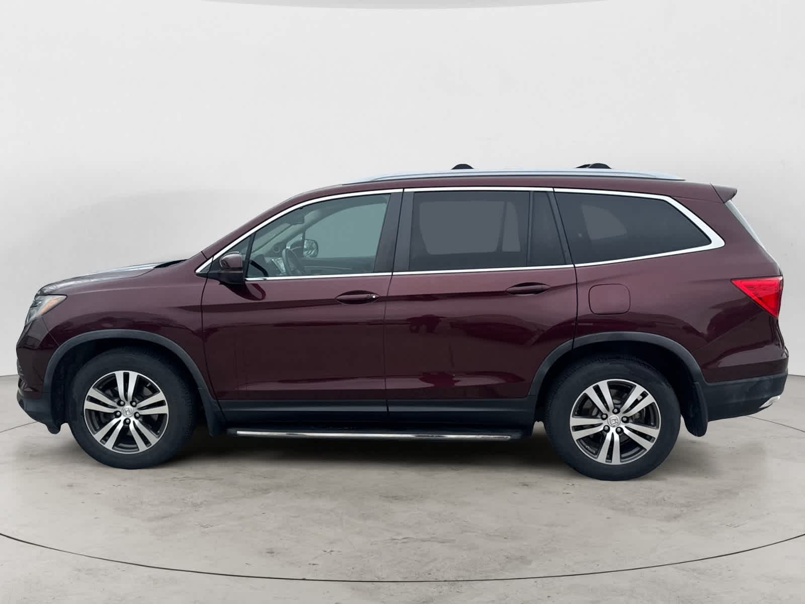 Thumbnail: 2016 Honda Pilot - 2