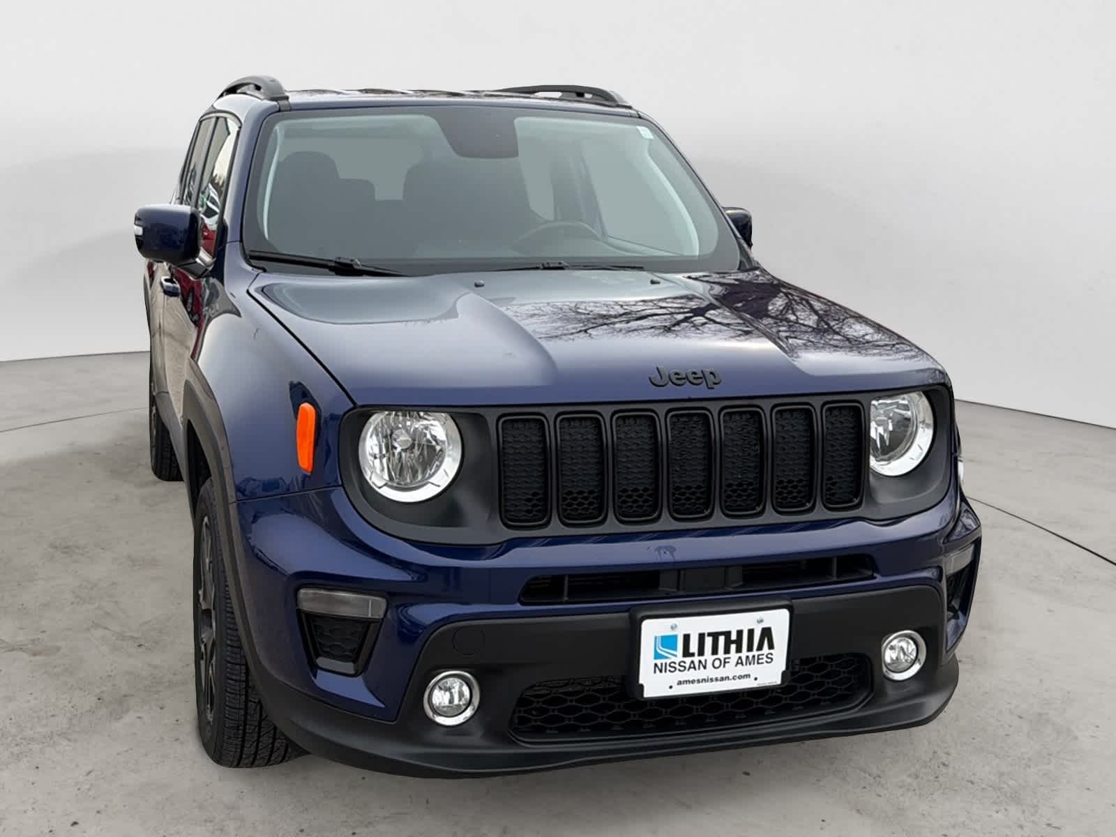 Thumbnail: 2019 Jeep Renegade - 6