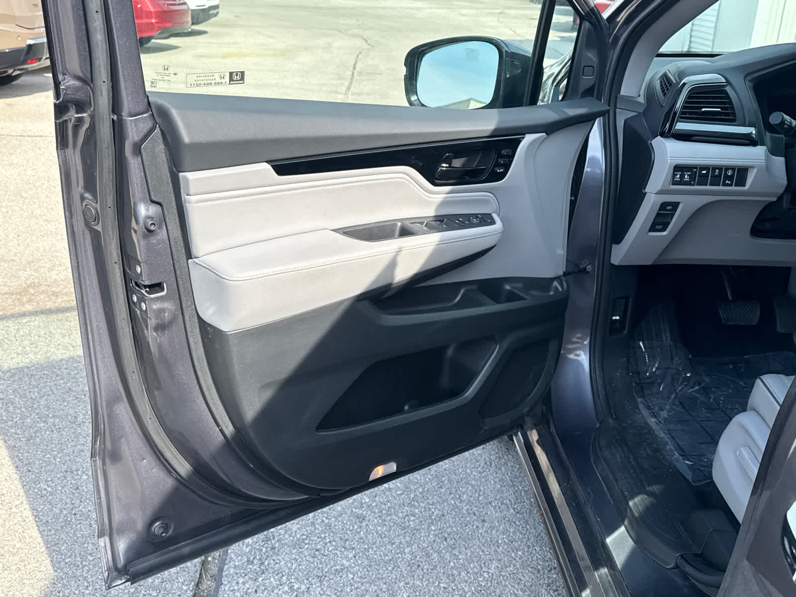 Thumbnail: 2024 Honda Odyssey - 14