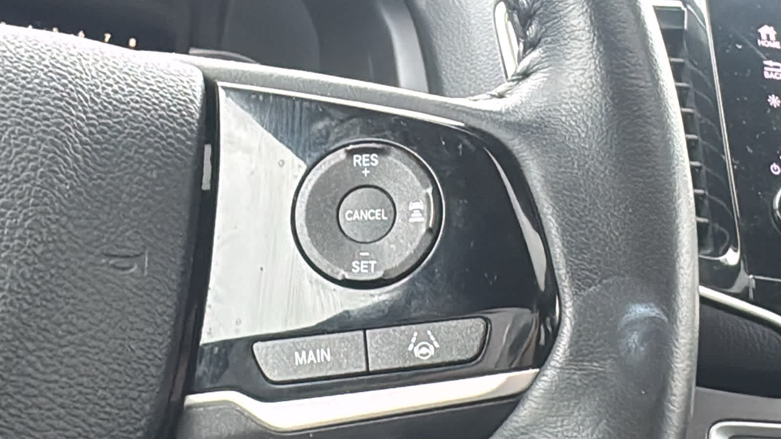 Thumbnail: 2021 Honda Pilot - 27