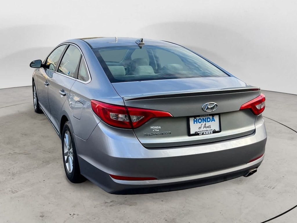 Used 2016 Hyundai Sonata 2.4L SE Sedan