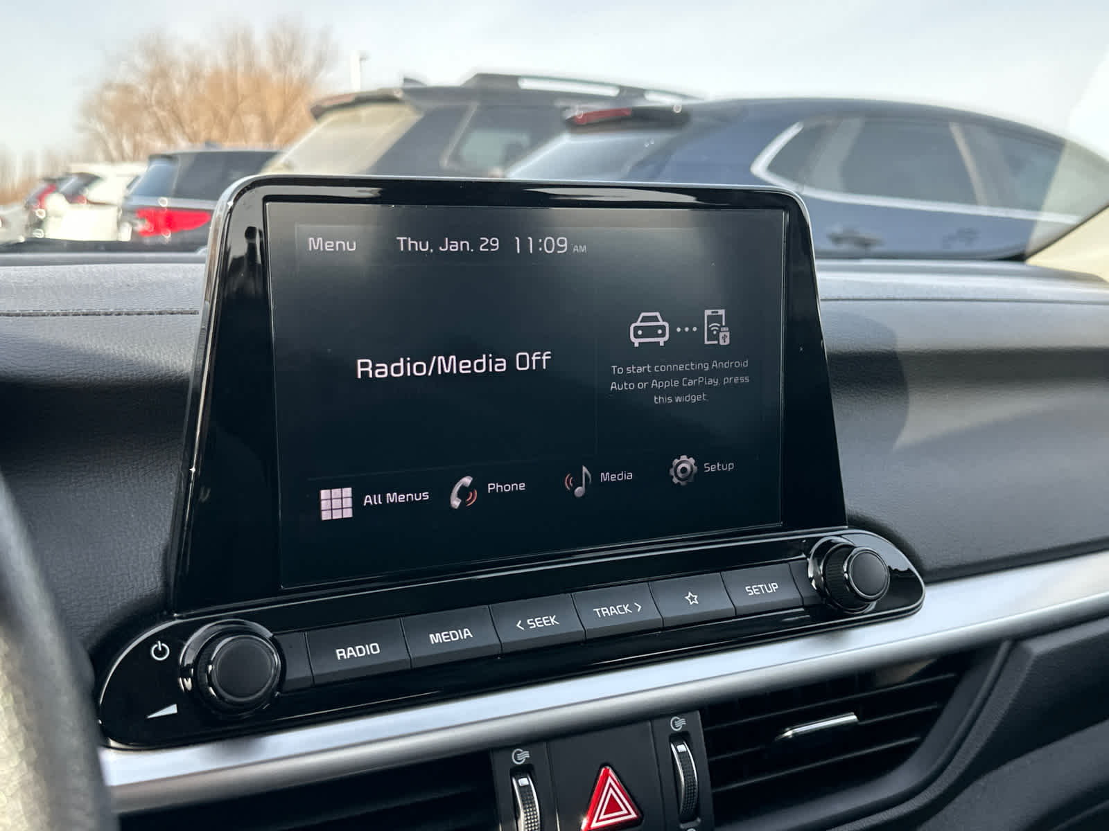 Thumbnail: 2024 Kia Forte - 22