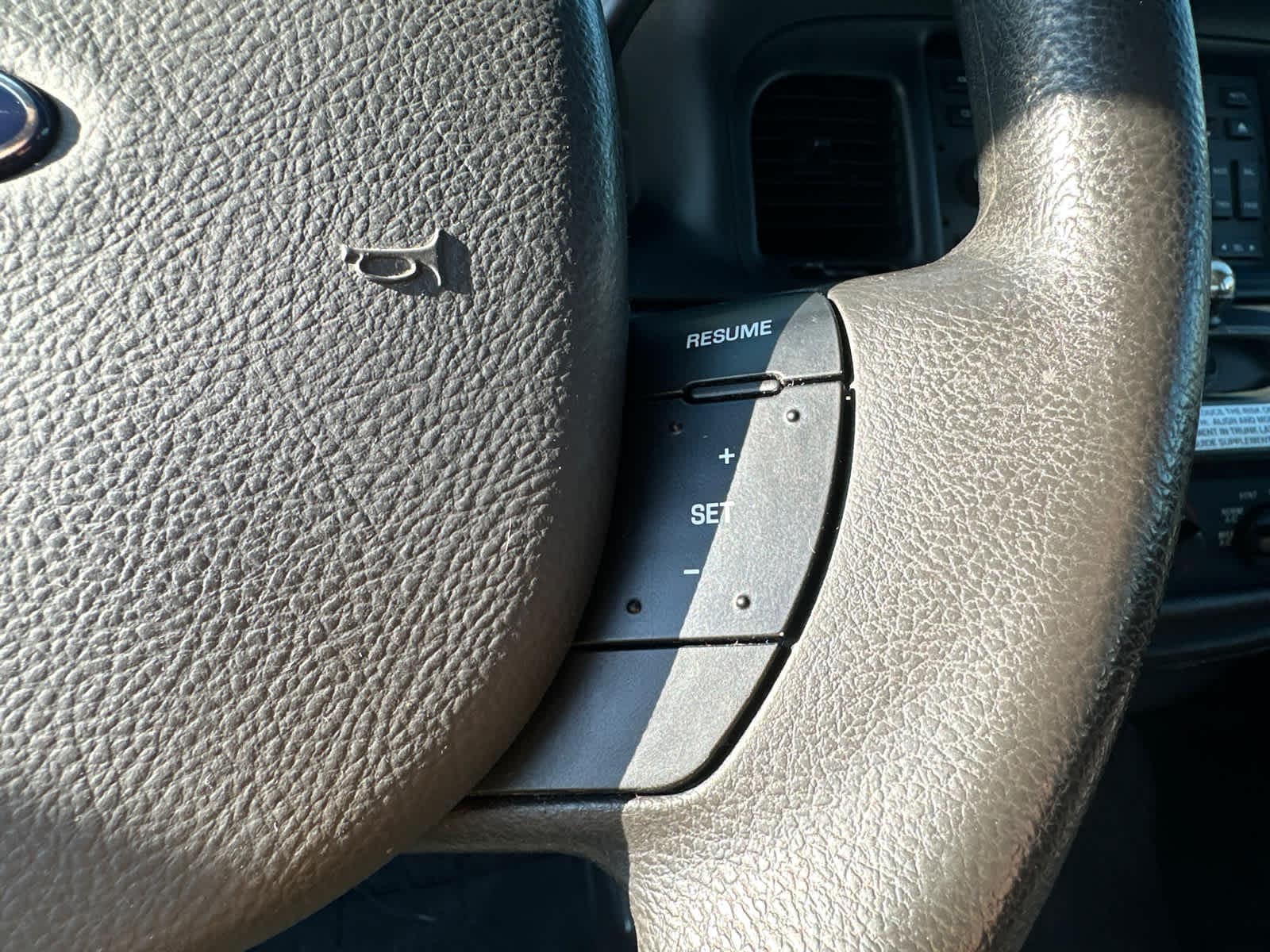 Thumbnail: 2011 Ford Crown Victoria - 19