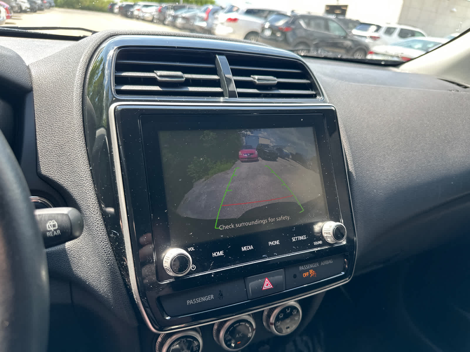 Thumbnail: 2021 Mitsubishi Outlander Sport - 21