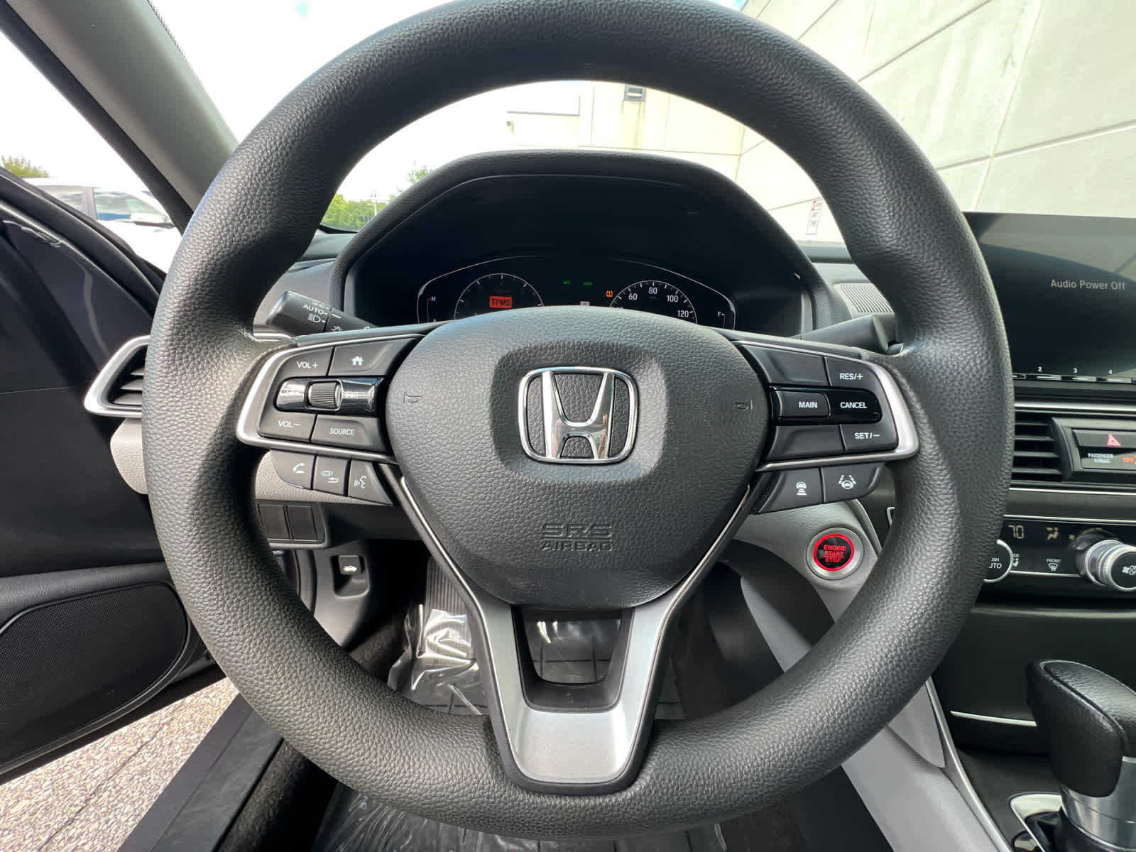 Thumbnail: 2018 Honda Accord - 18