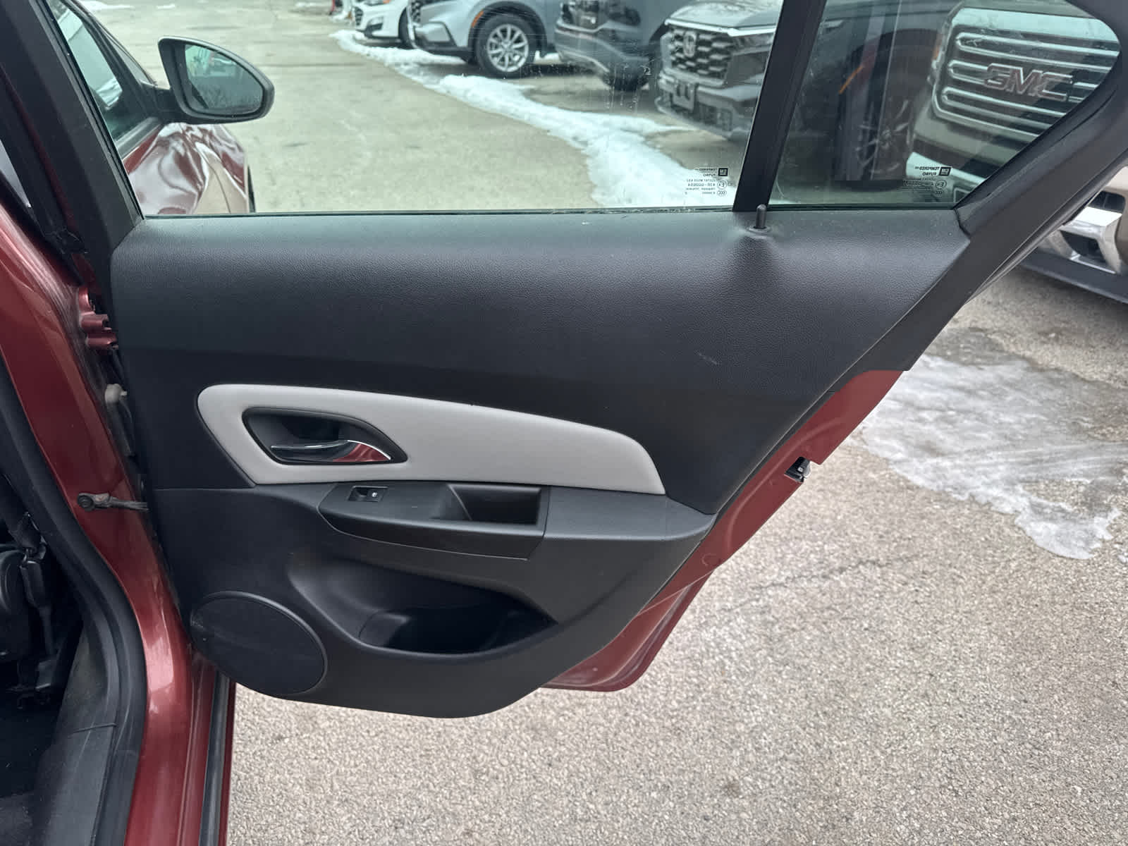 Thumbnail: 2013 Chevrolet Cruze - 9